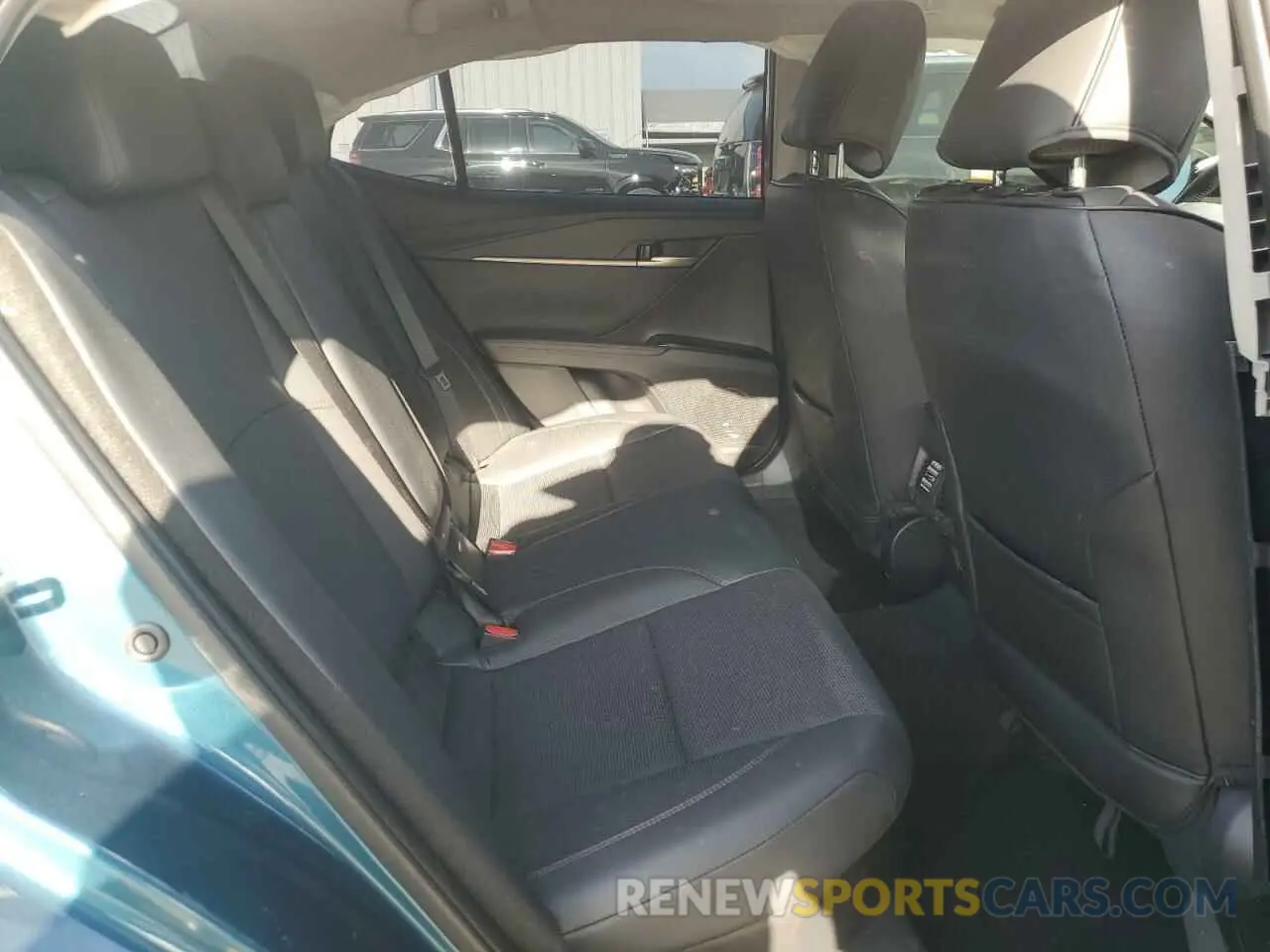 10 Photograph of a damaged car 4T1DBADK0SU502849 TOYOTA CAMRY 2025