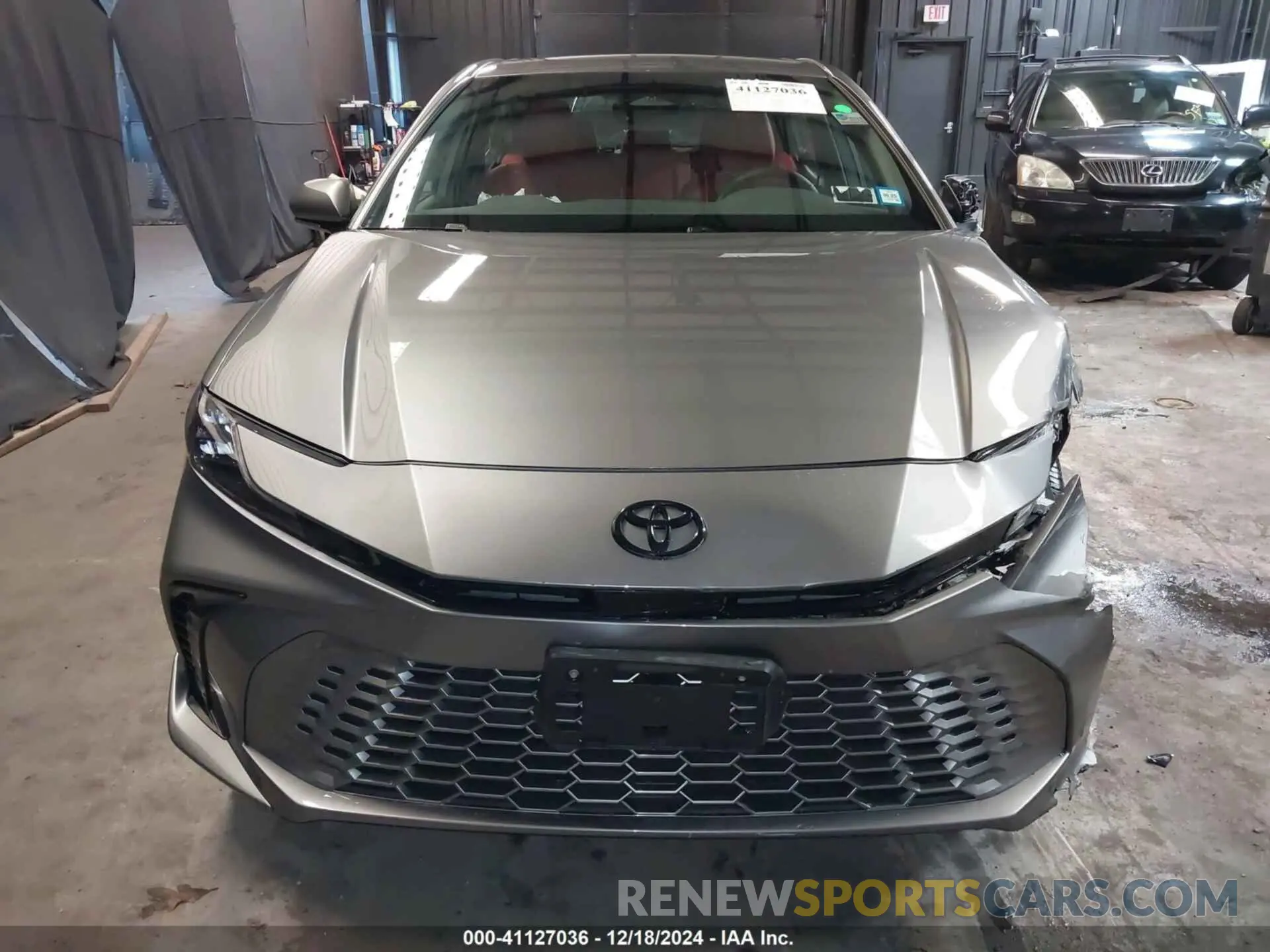 12 Фотография поврежденного автомобиля 4T1DBADK0SU503158 TOYOTA CAMRY 2025