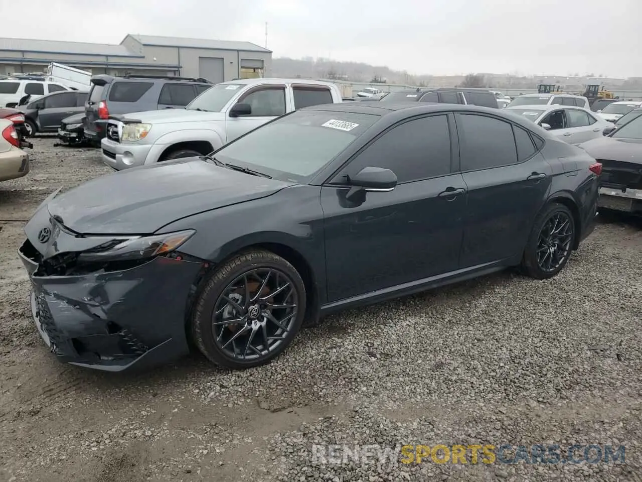 1 Photograph of a damaged car 4T1DBADK0SU514595 TOYOTA CAMRY 2025
