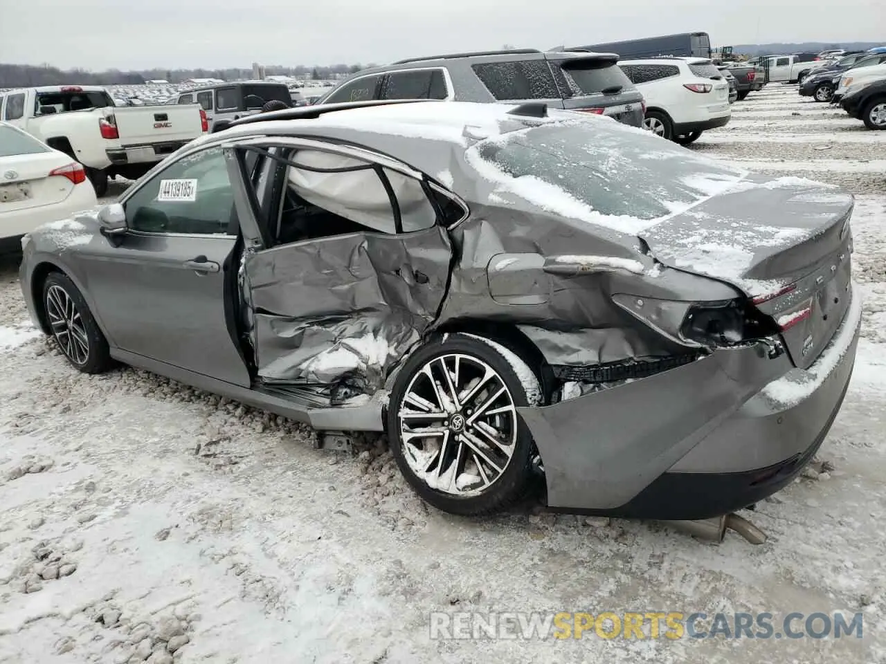 2 Фотография поврежденного автомобиля 4T1DBADK0SU523152 TOYOTA CAMRY 2025