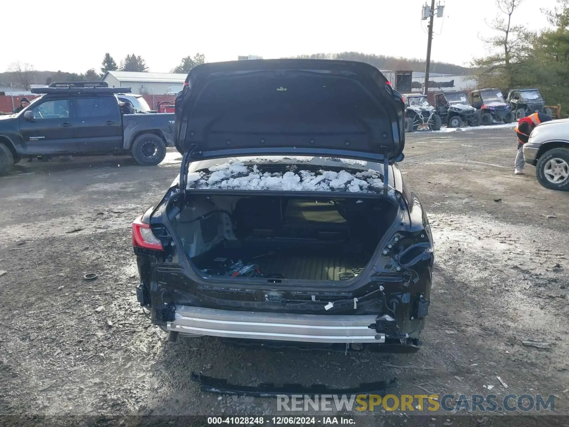 16 Фотография поврежденного автомобиля 4T1DBADK1SU006264 TOYOTA CAMRY 2025