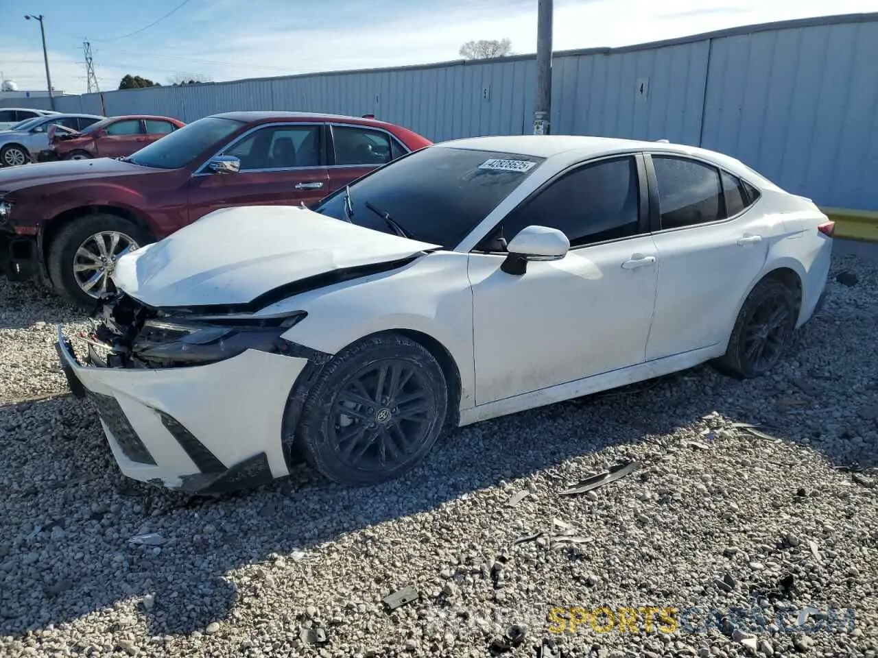 1 Photograph of a damaged car 4T1DBADK1SU501788 TOYOTA CAMRY 2025