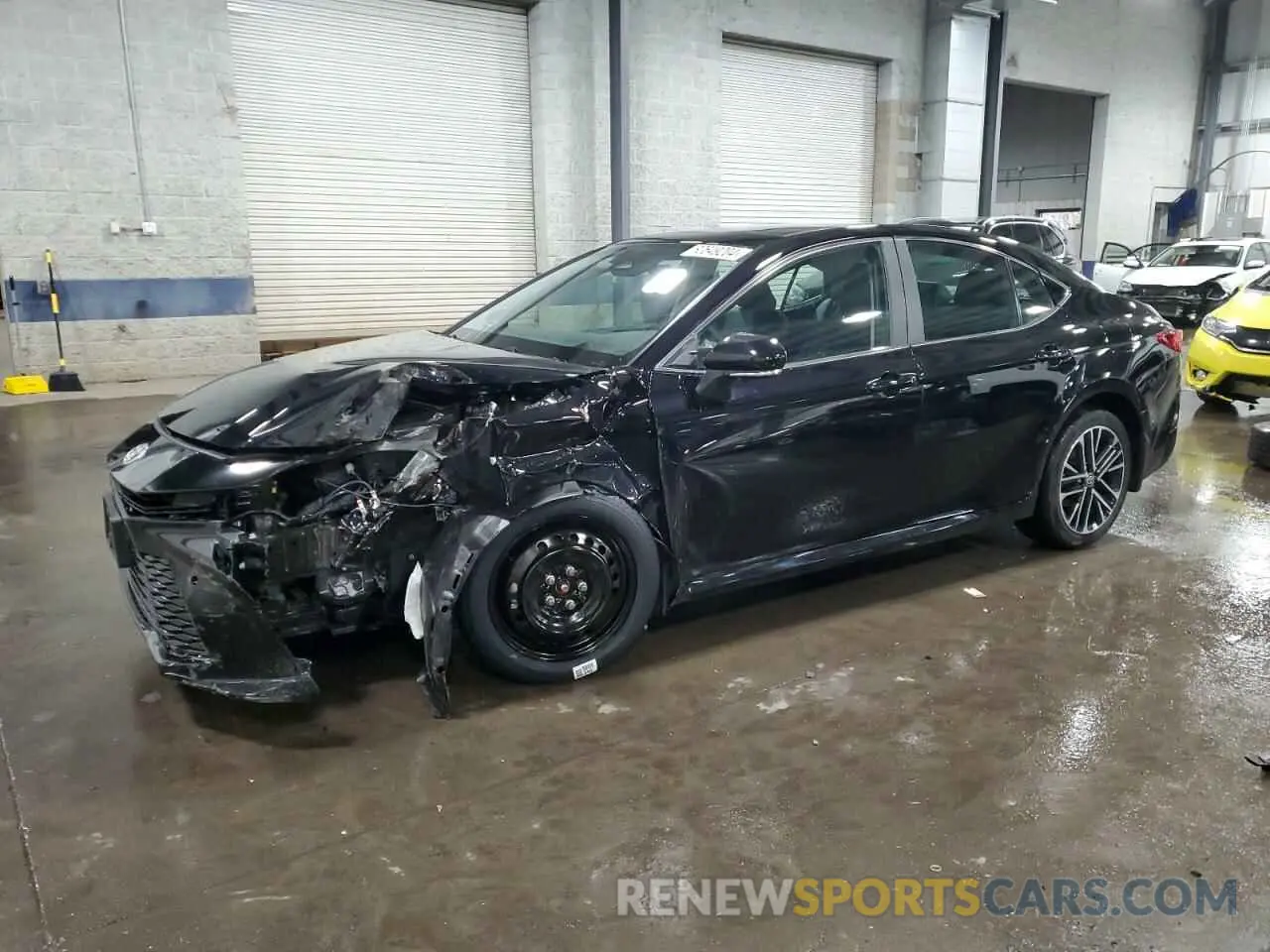 1 Photograph of a damaged car 4T1DBADK1SU511009 TOYOTA CAMRY 2025