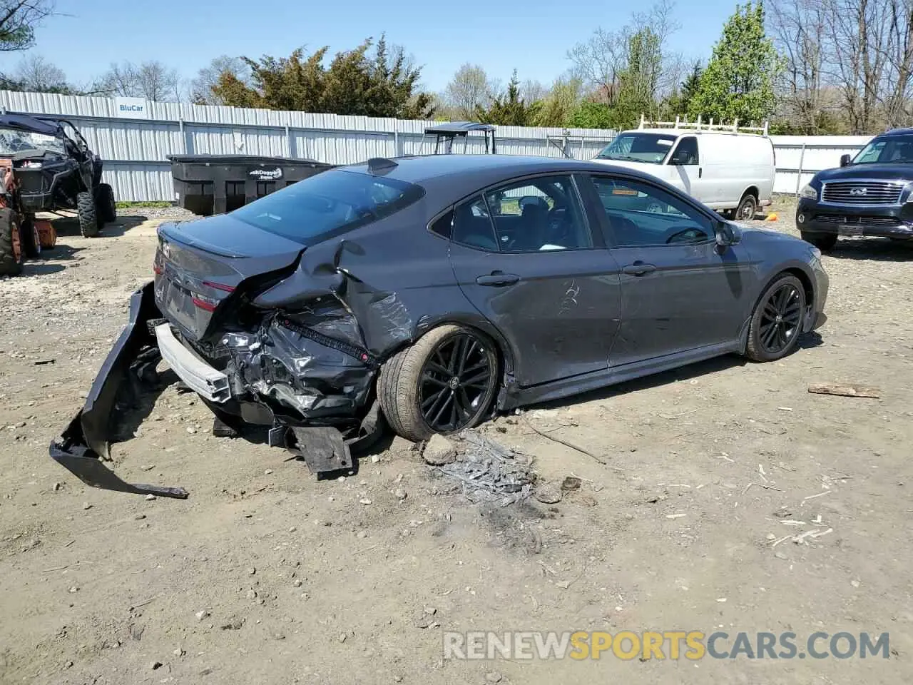 3 Фотография поврежденного автомобиля 4T1DBADK2SU001459 TOYOTA CAMRY 2025