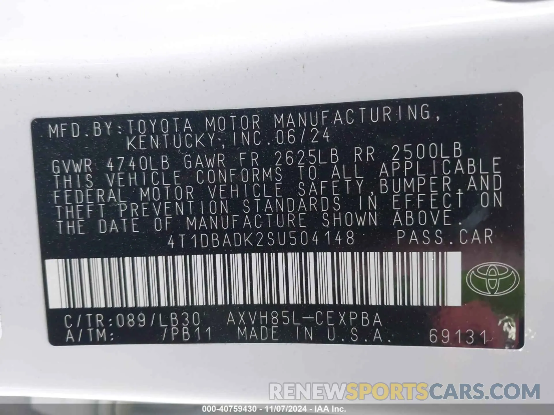 9 Photograph of a damaged car 4T1DBADK2SU504148 TOYOTA CAMRY 2025