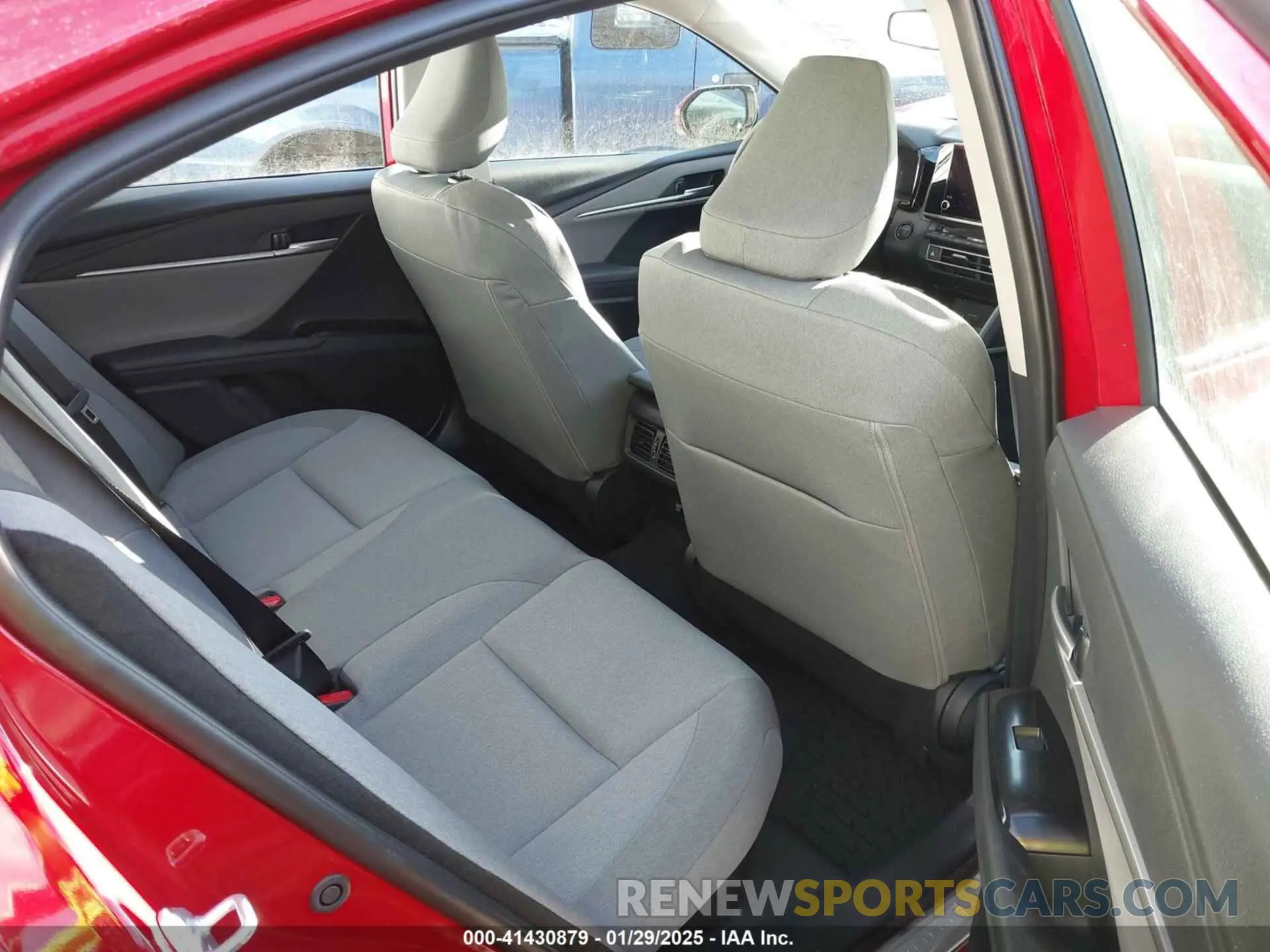 8 Фотография поврежденного автомобиля 4T1DBADK3SU011319 TOYOTA CAMRY 2025