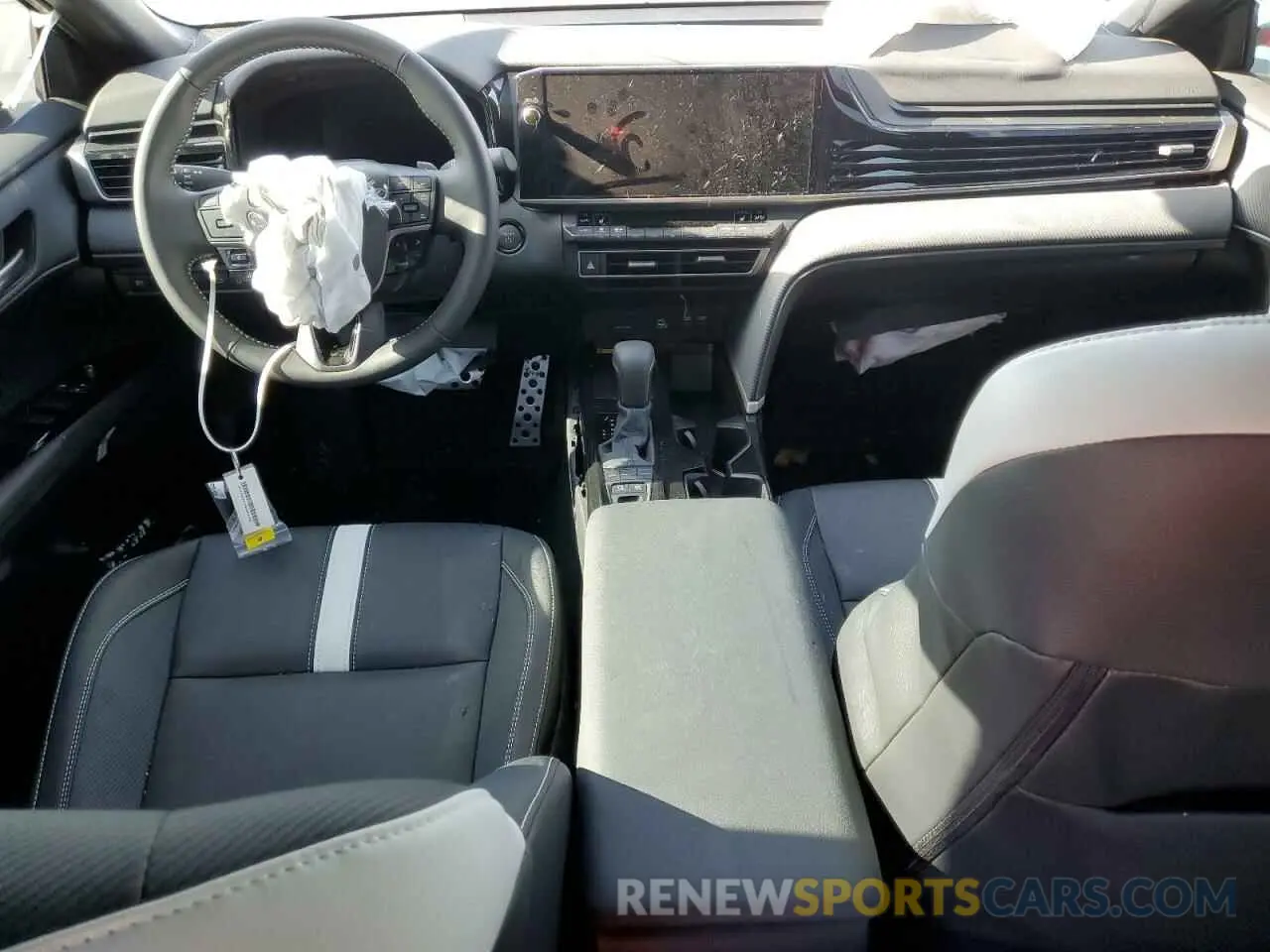 8 Photograph of a damaged car 4T1DBADK4SU003150 TOYOTA CAMRY 2025