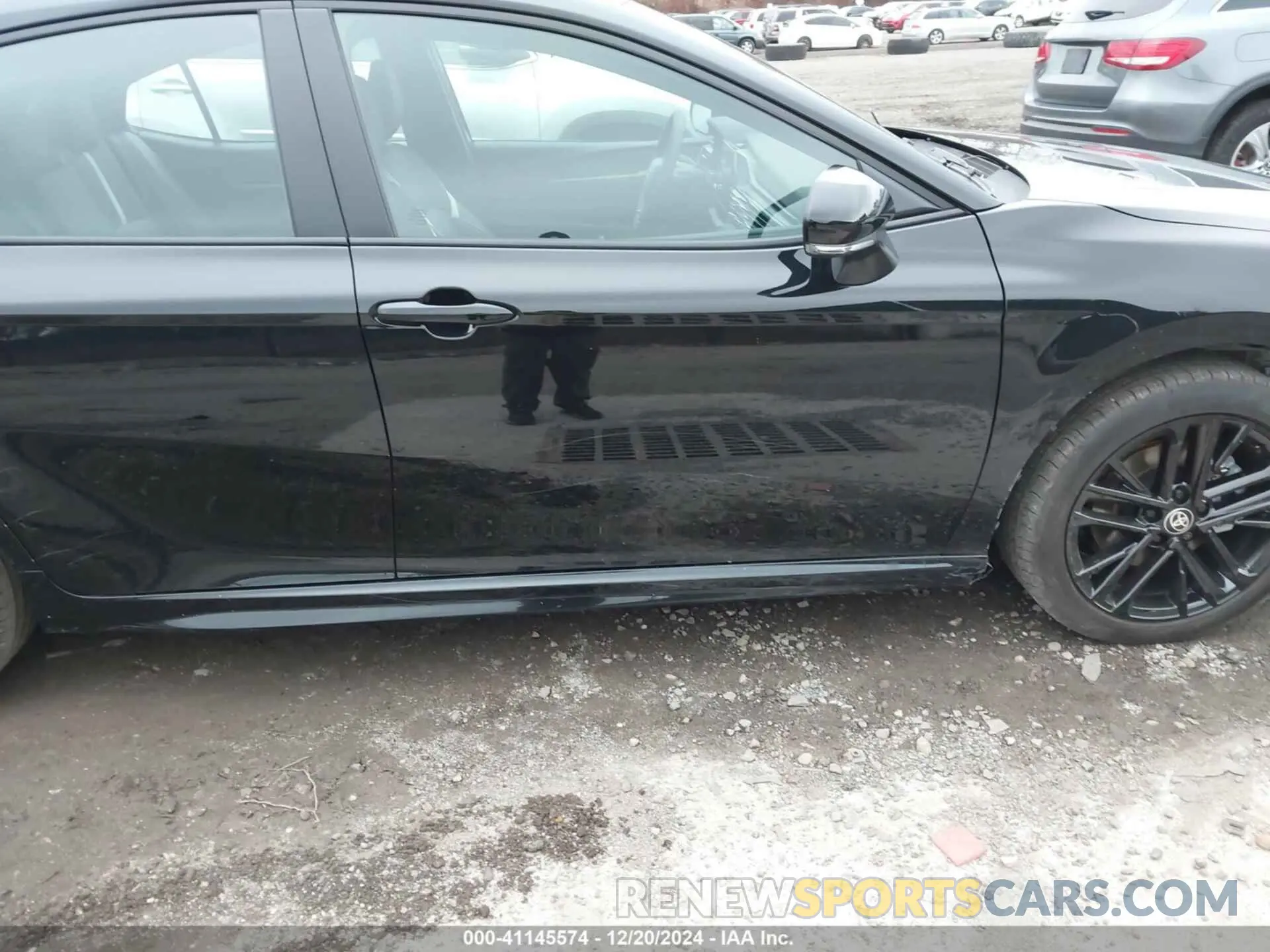 20 Photograph of a damaged car 4T1DBADK4SU003343 TOYOTA CAMRY 2025