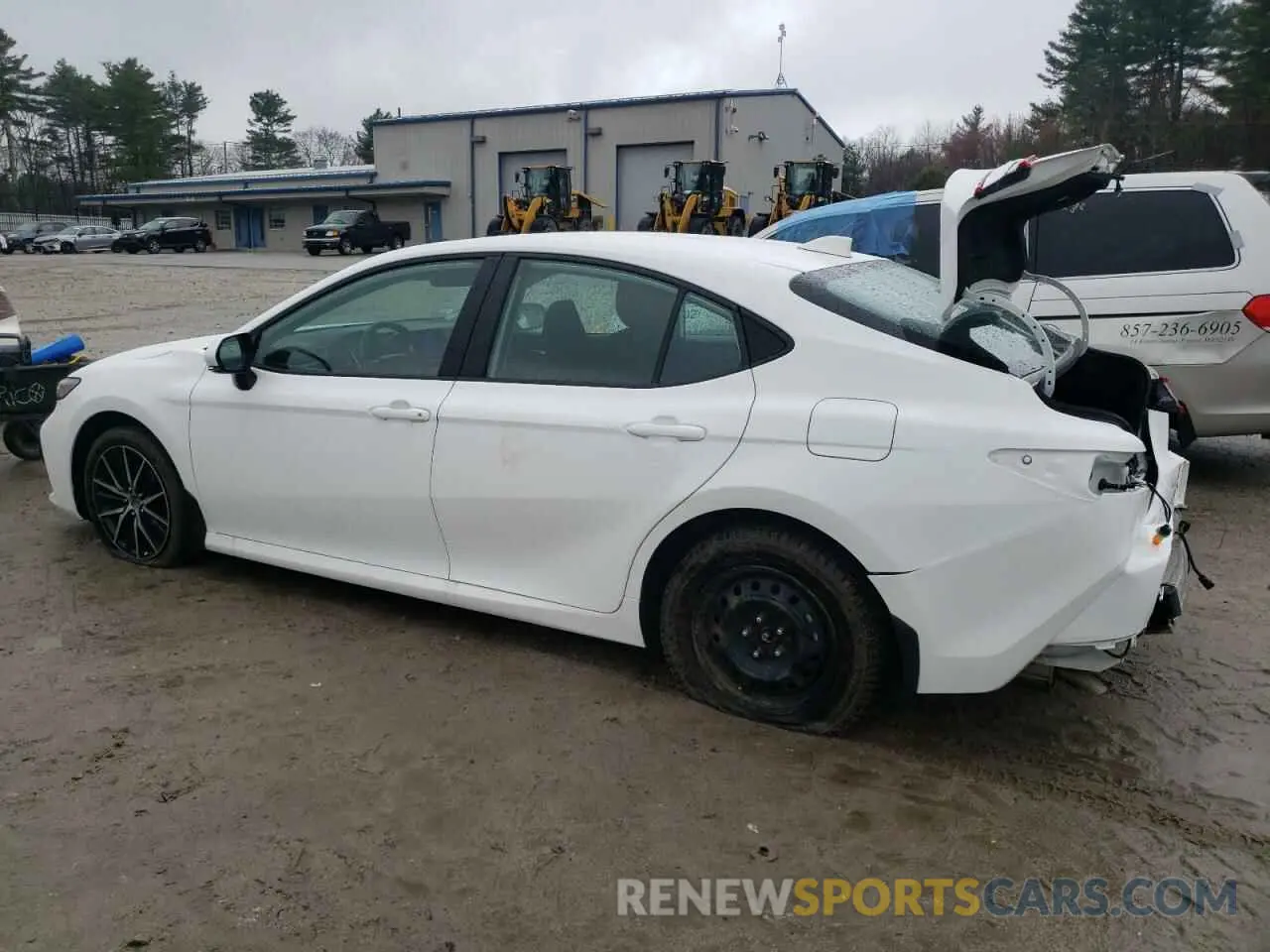 2 Photograph of a damaged car 4T1DBADK4SU017453 TOYOTA CAMRY 2025