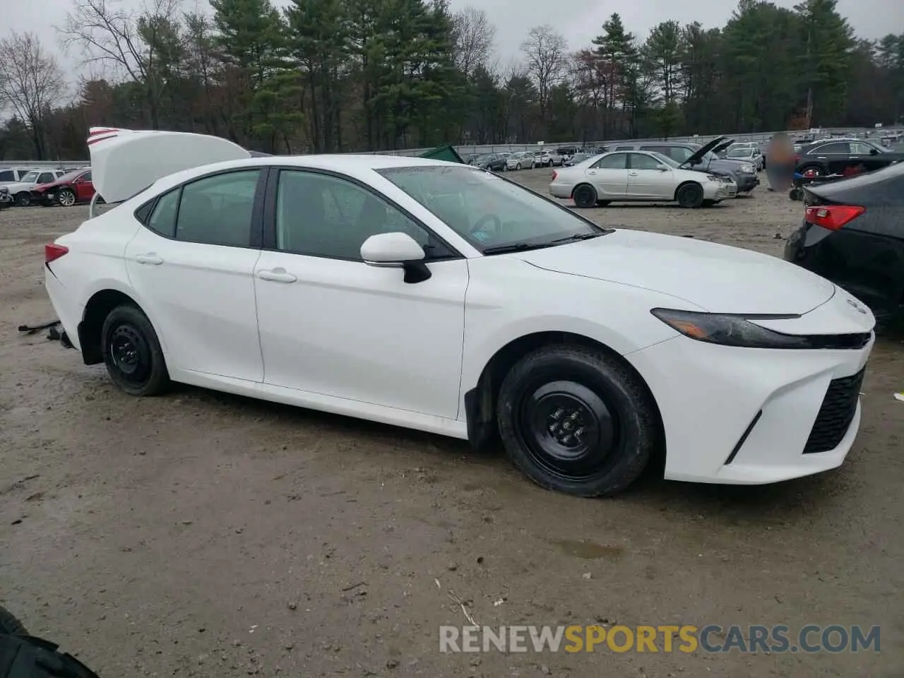 4 Photograph of a damaged car 4T1DBADK4SU017453 TOYOTA CAMRY 2025