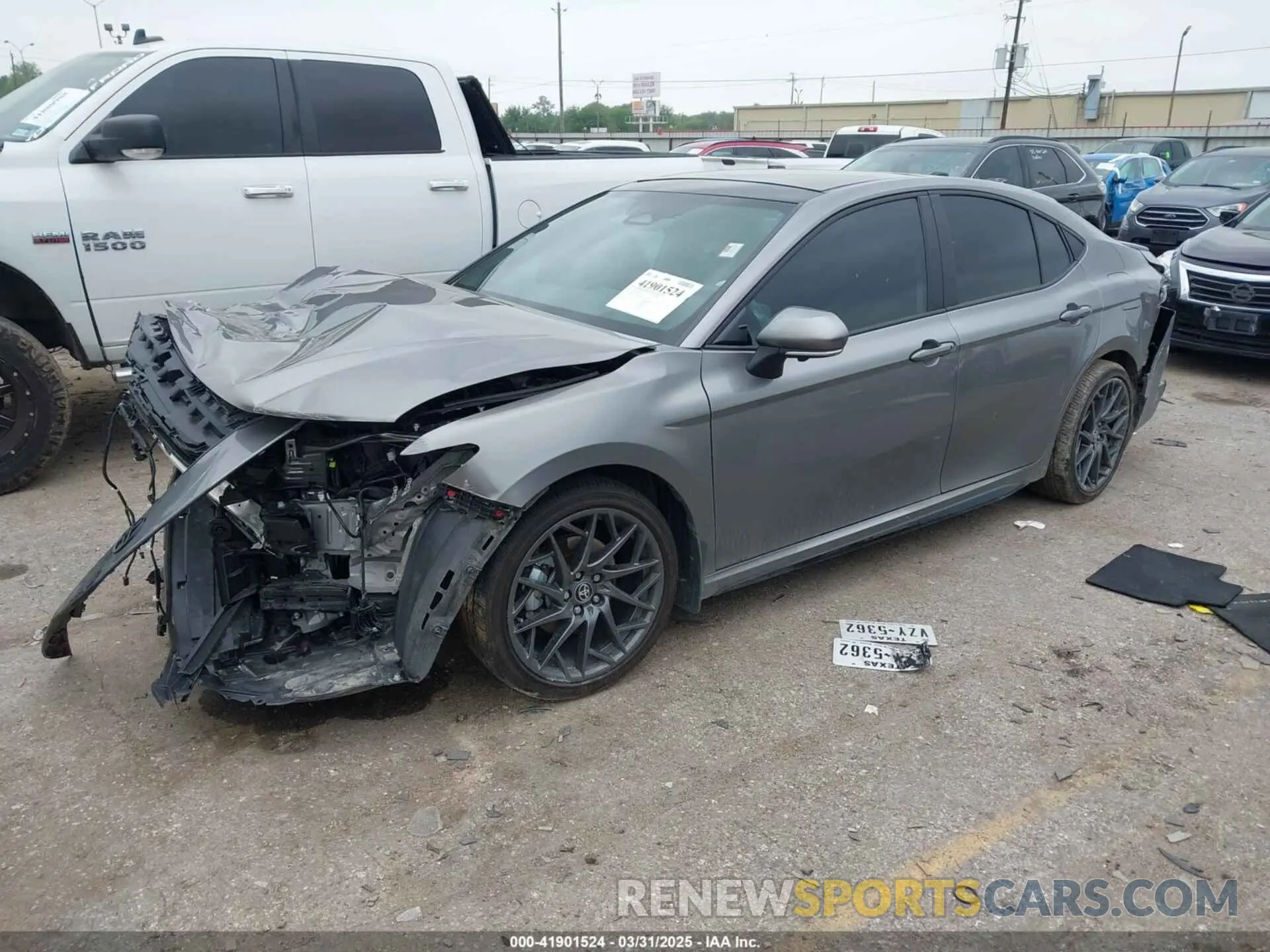 2 Photograph of a damaged car 4T1DBADK4SU514096 TOYOTA CAMRY 2025