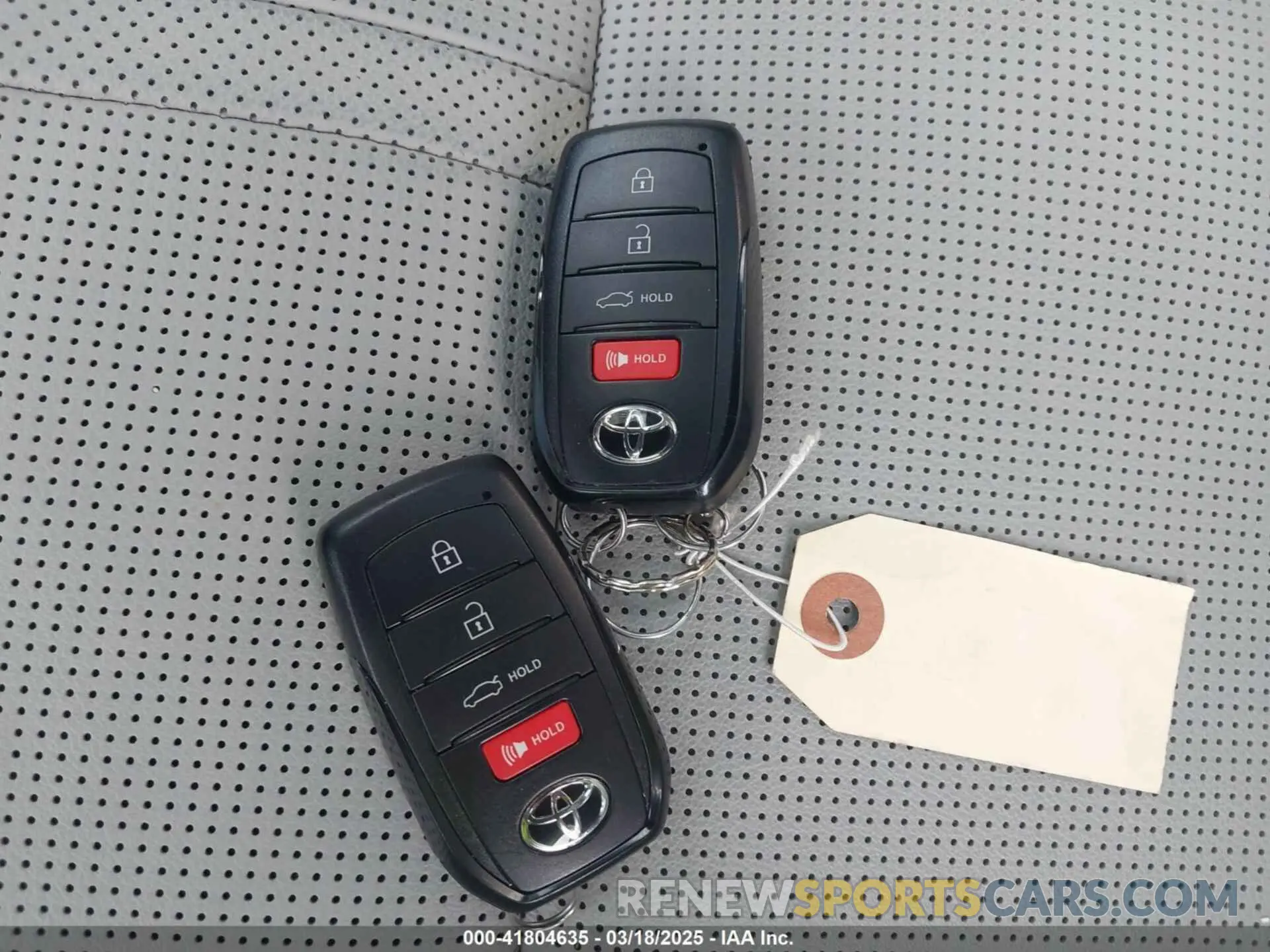 11 Фотография поврежденного автомобиля 4T1DBADK5SU502197 TOYOTA CAMRY 2025