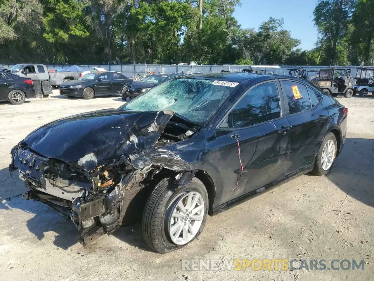 1 Фотография поврежденного автомобиля 4T1DBADK5SU502605 TOYOTA CAMRY 2025