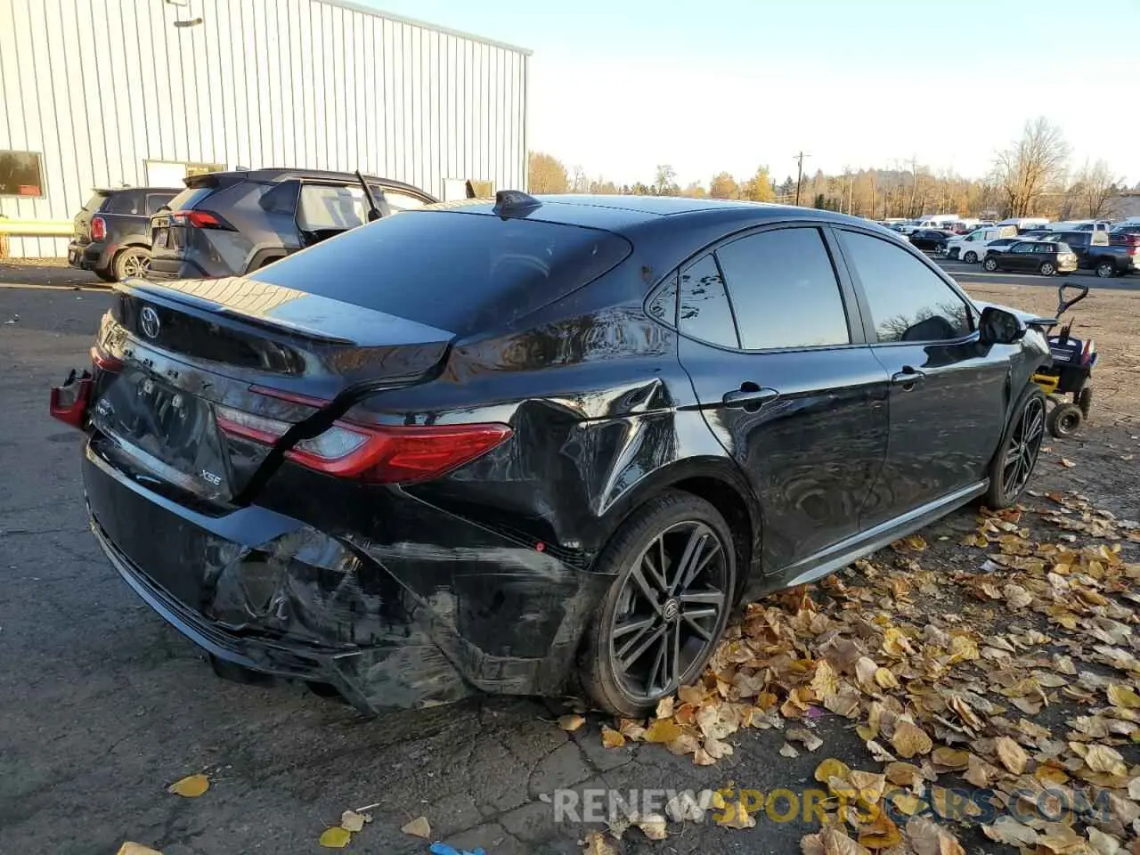 3 Фотография поврежденного автомобиля 4T1DBADK5SU507948 TOYOTA CAMRY 2025