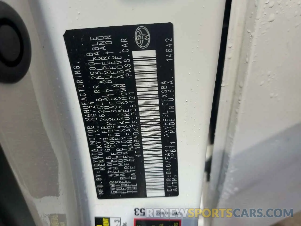 12 Фотография поврежденного автомобиля 4T1DBADK7SU005121 TOYOTA CAMRY 2025