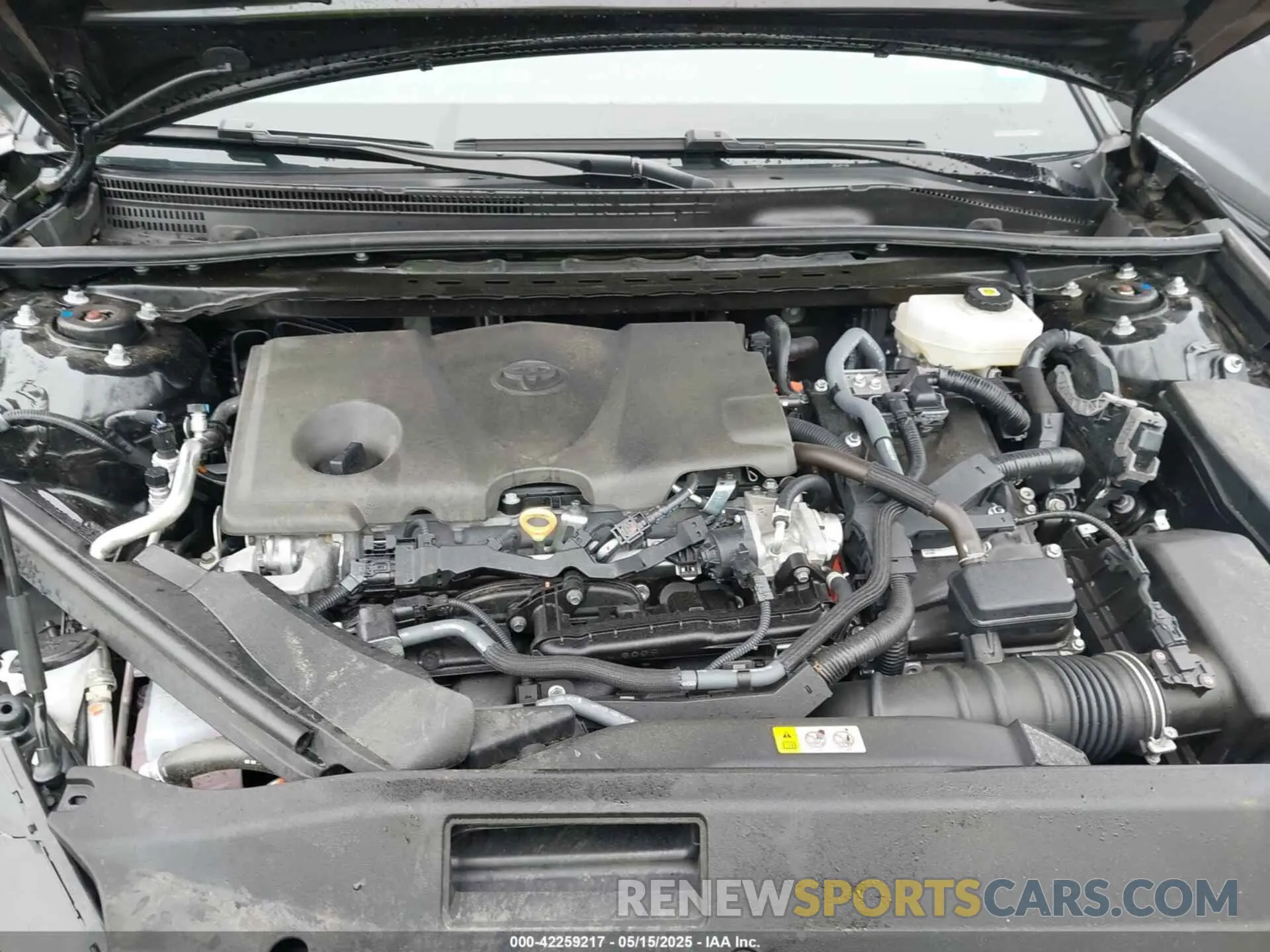 10 Фотография поврежденного автомобиля 4T1DBADK7SU513802 TOYOTA CAMRY 2025