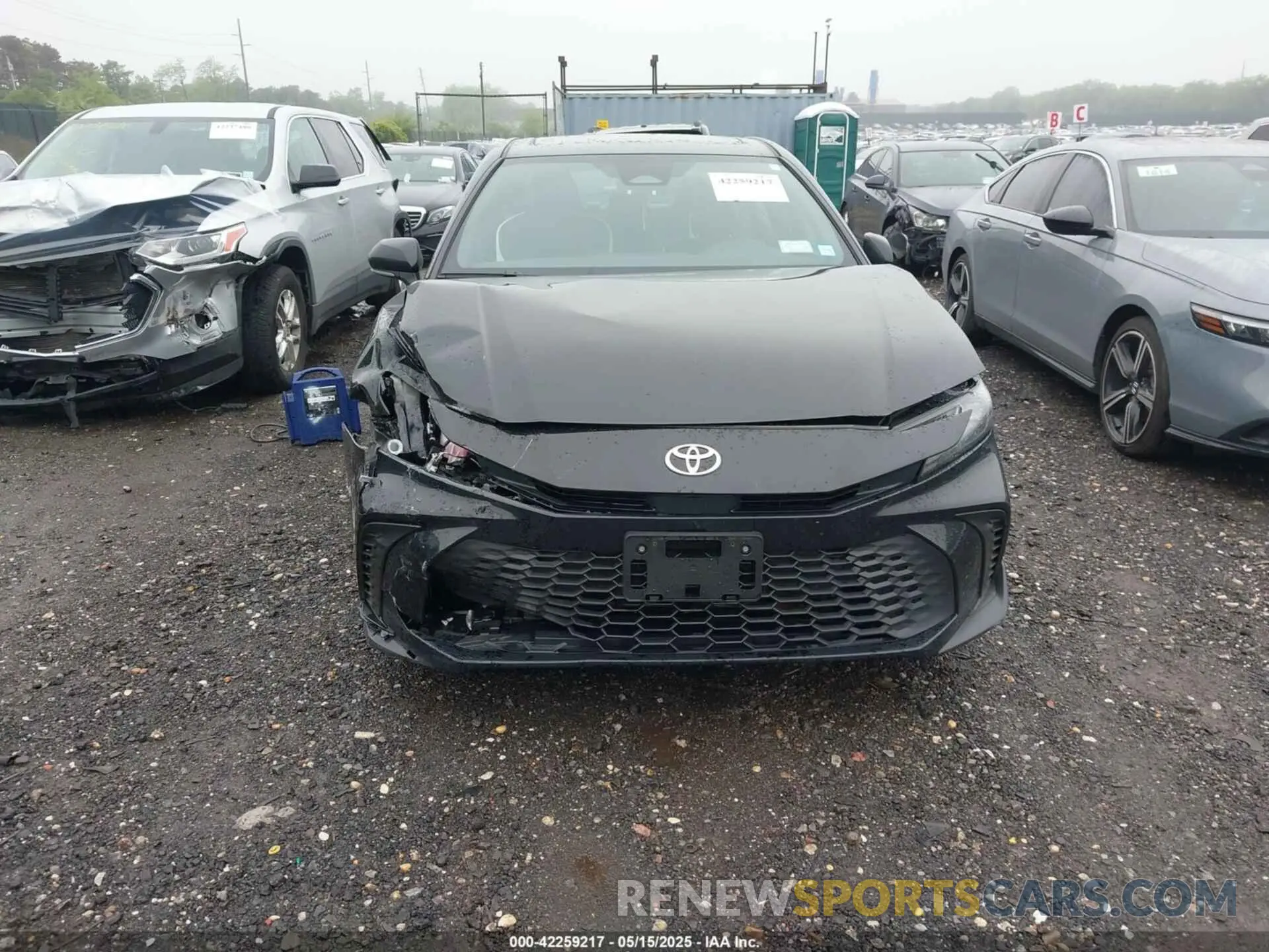 12 Фотография поврежденного автомобиля 4T1DBADK7SU513802 TOYOTA CAMRY 2025