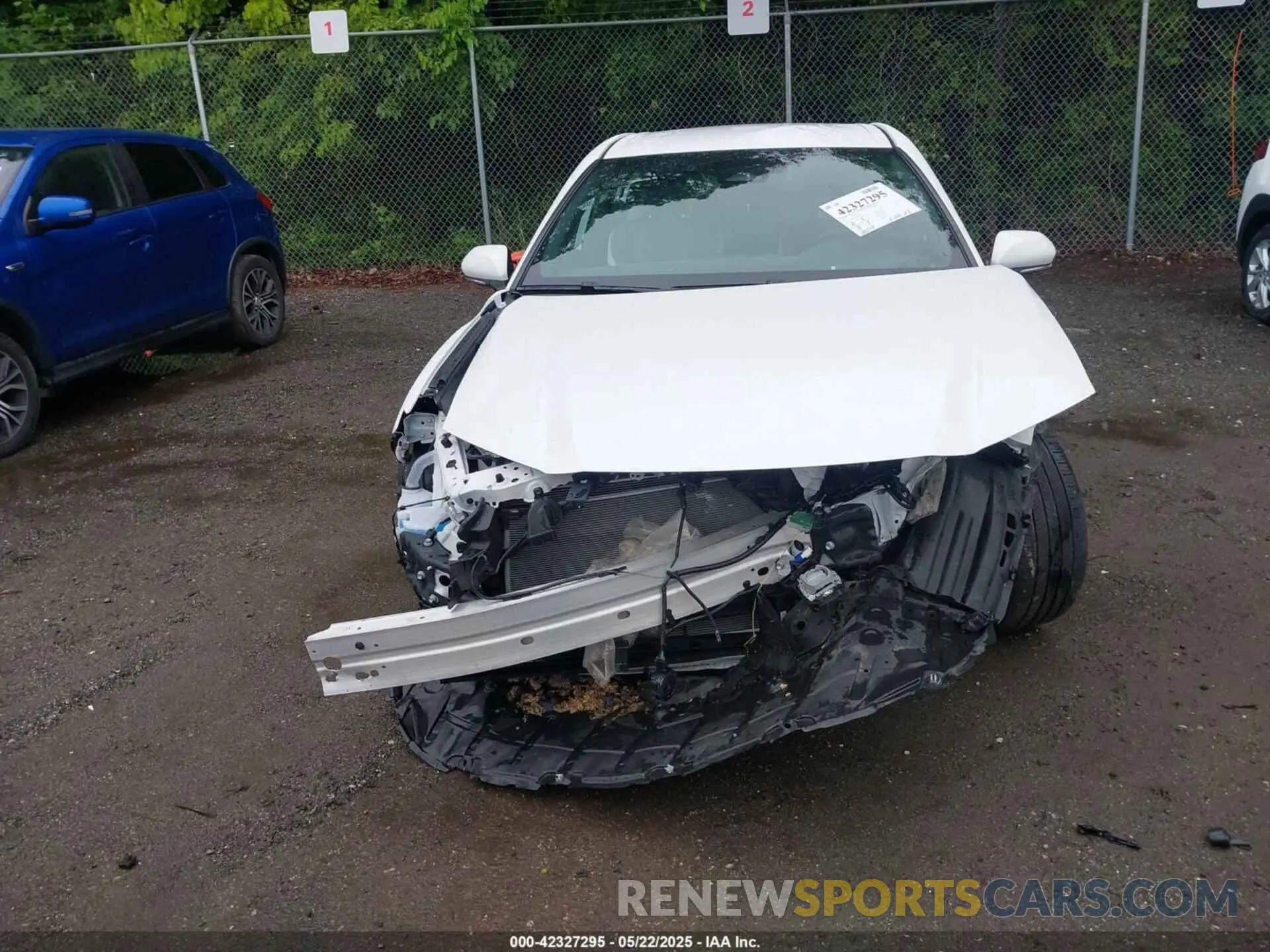 13 Photograph of a damaged car 4T1DBADK7SU516067 TOYOTA CAMRY 2025