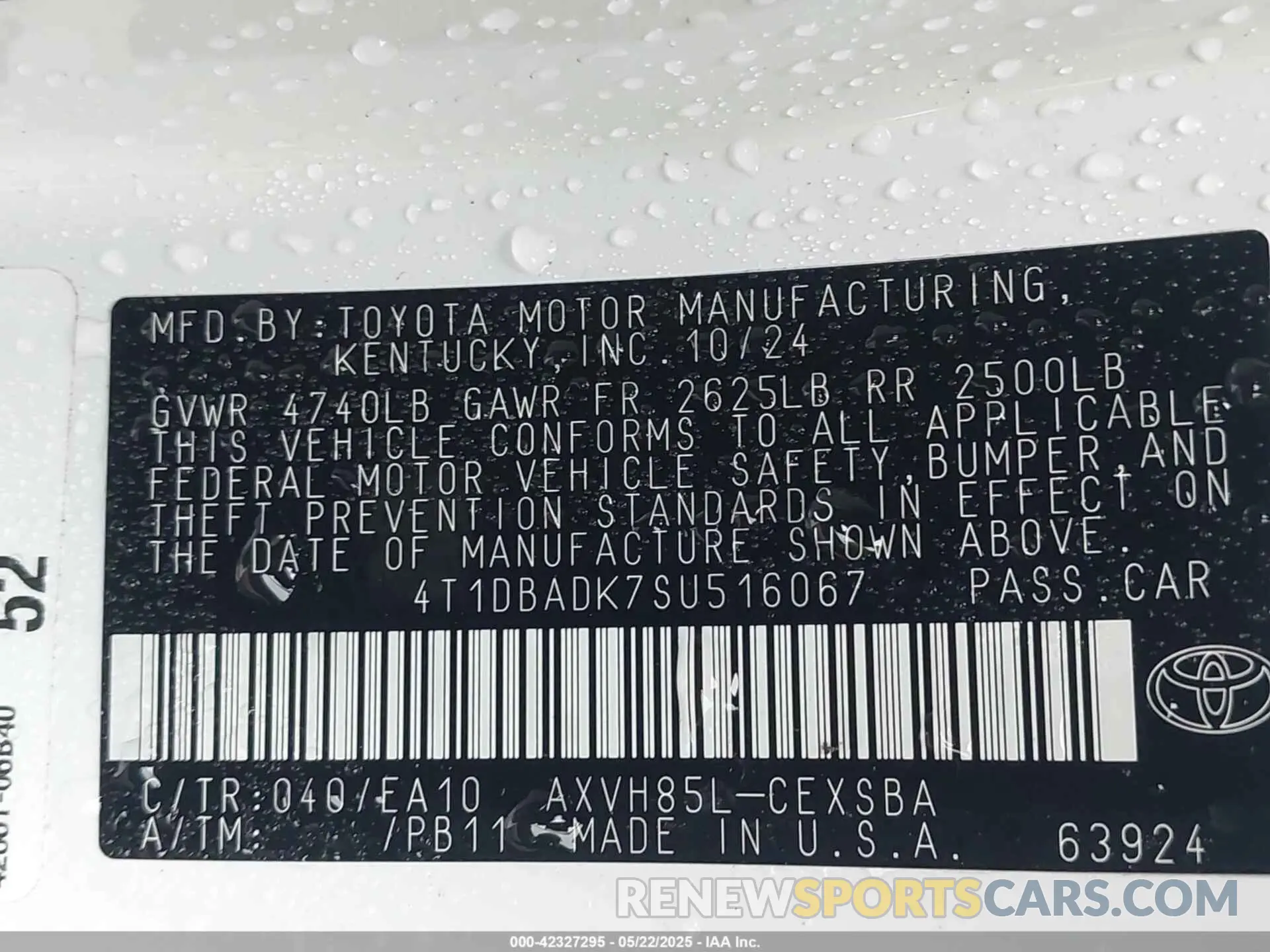9 Photograph of a damaged car 4T1DBADK7SU516067 TOYOTA CAMRY 2025