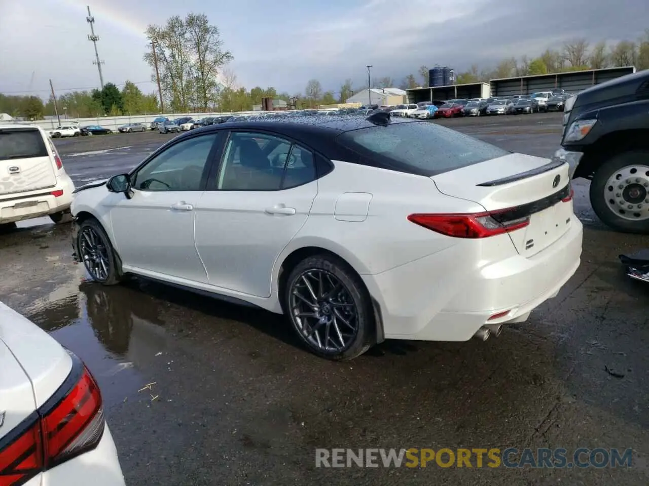 2 Photograph of a damaged car 4T1DBADK8SU008125 TOYOTA CAMRY 2025