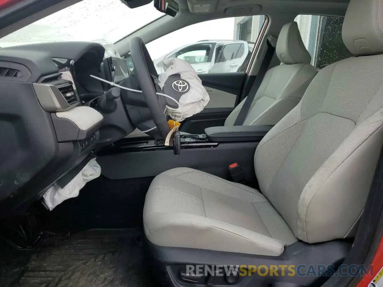7 Photograph of a damaged car 4T1DBADK8SU016774 TOYOTA CAMRY 2025