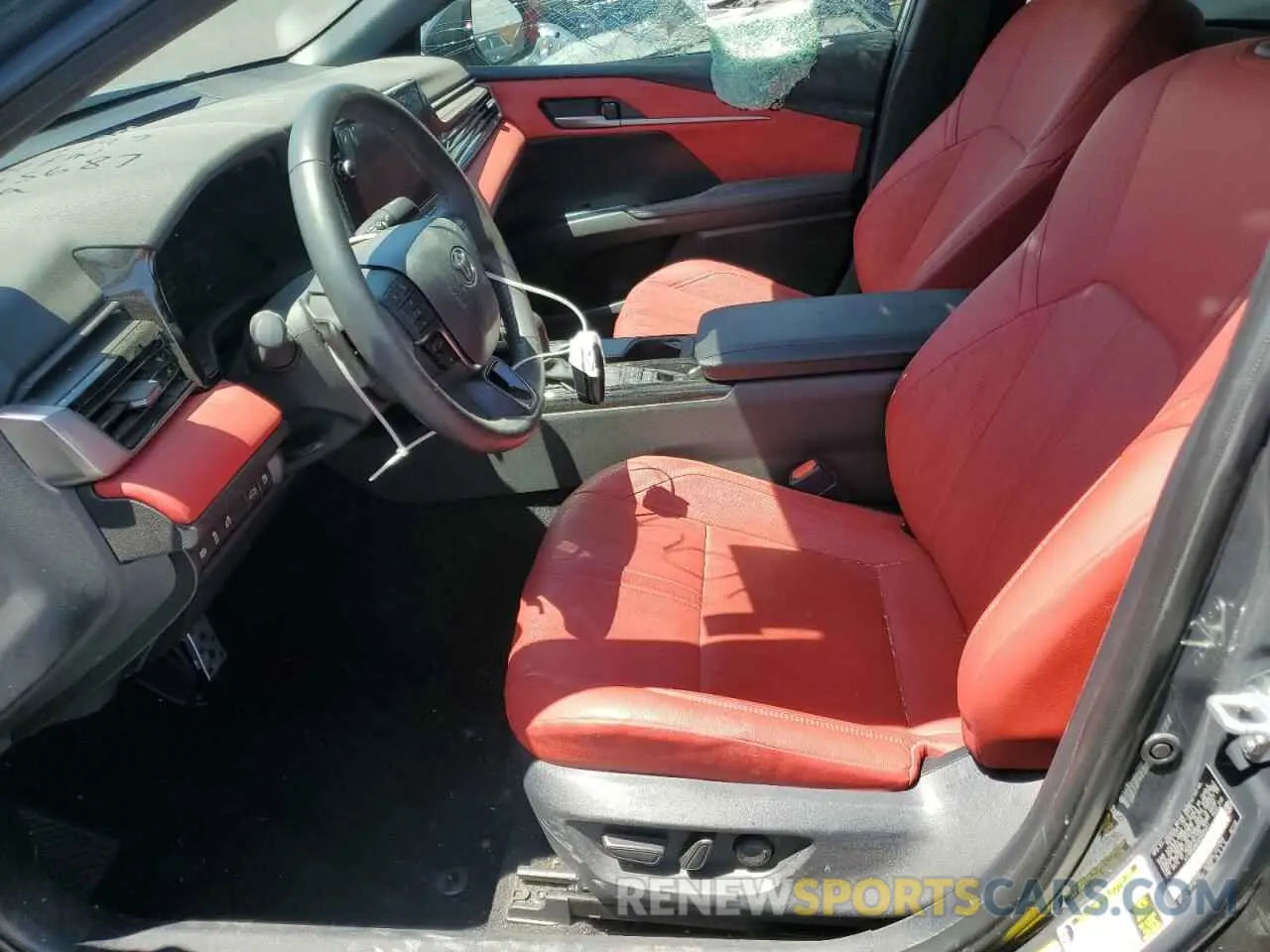 7 Photograph of a damaged car 4T1DBADK8SU505451 TOYOTA CAMRY 2025