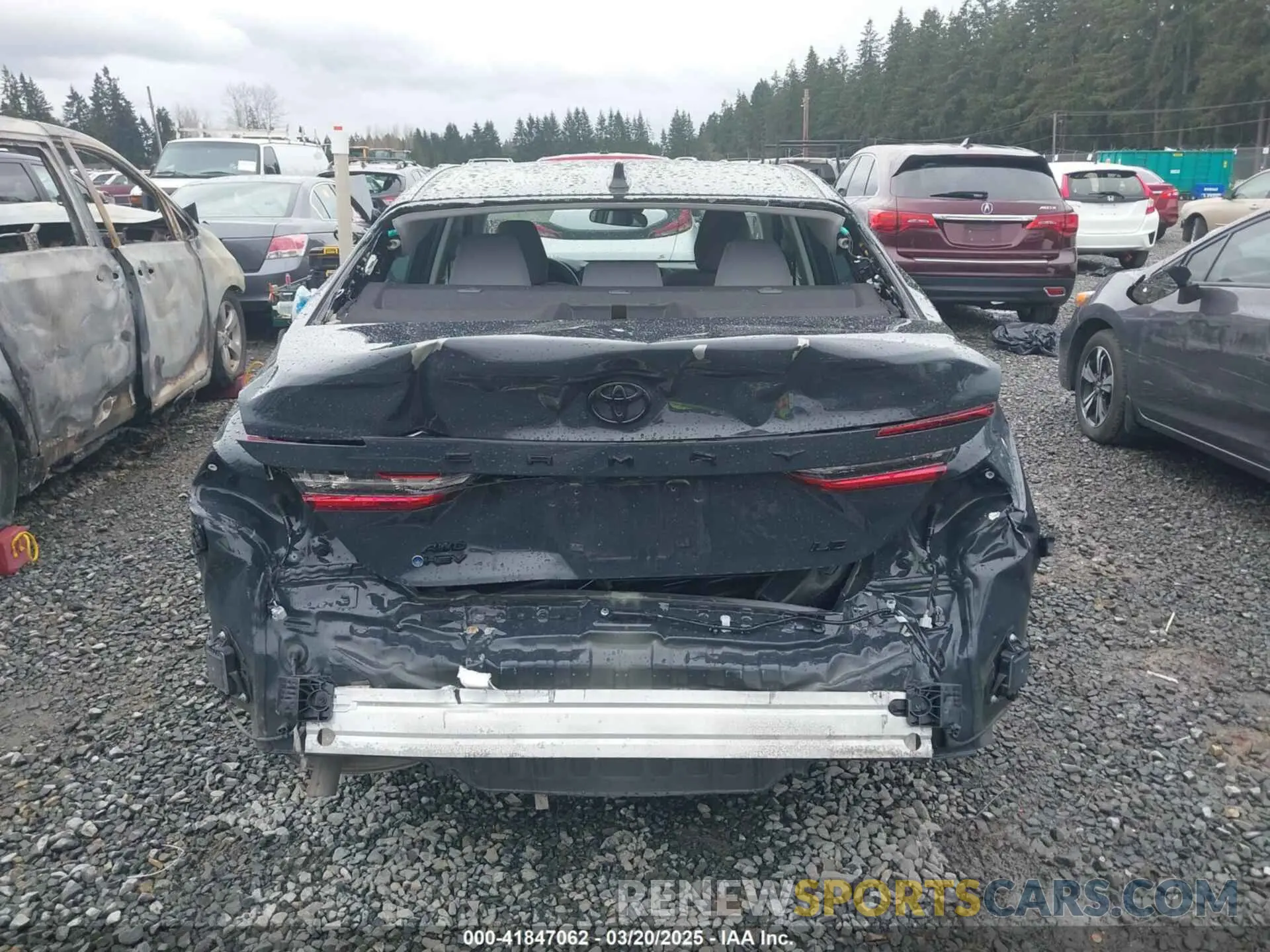 17 Фотография поврежденного автомобиля 4T1DBADK8SU516255 TOYOTA CAMRY 2025