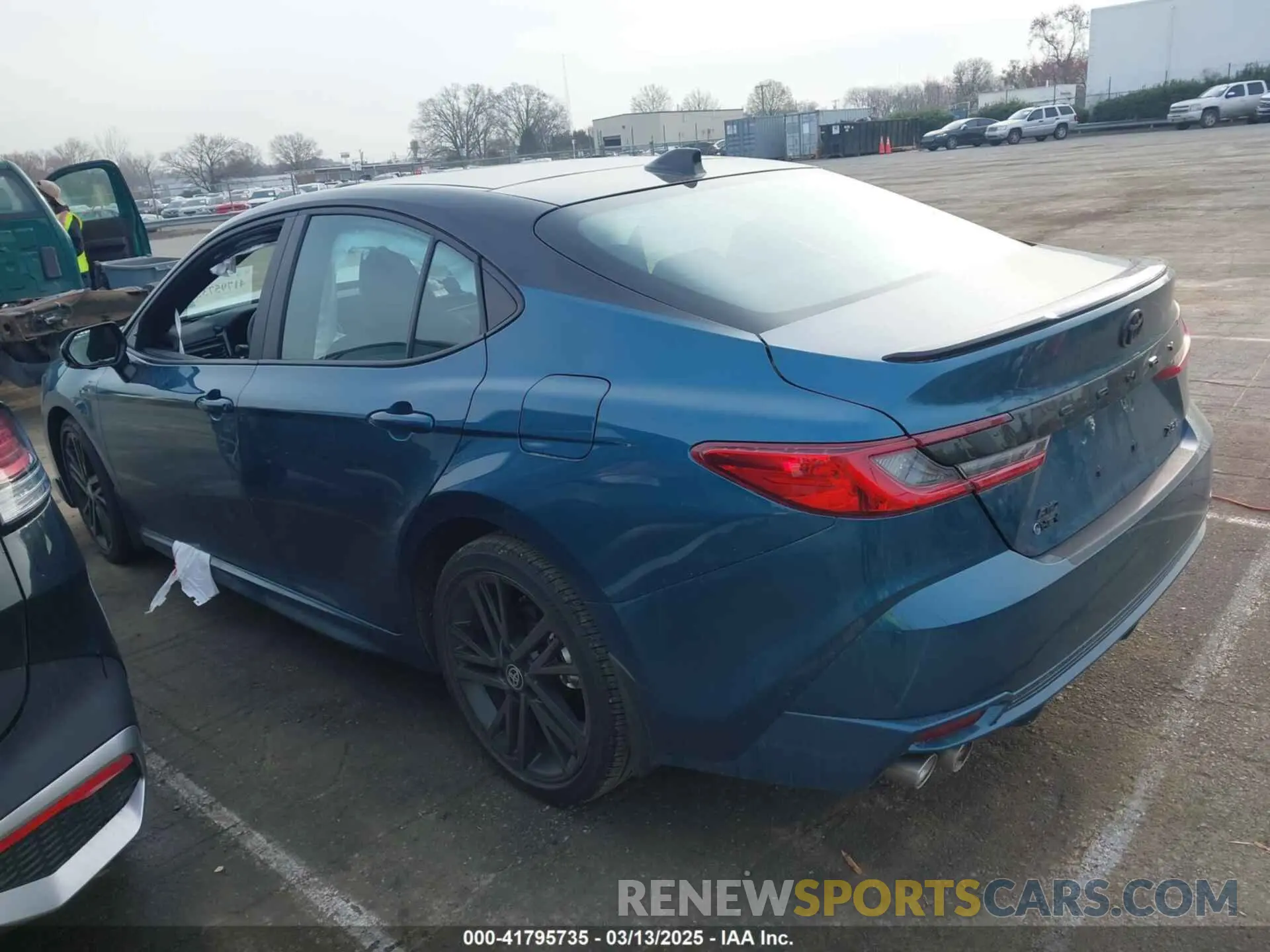 14 Photograph of a damaged car 4T1DBADK9SU005931 TOYOTA CAMRY 2025