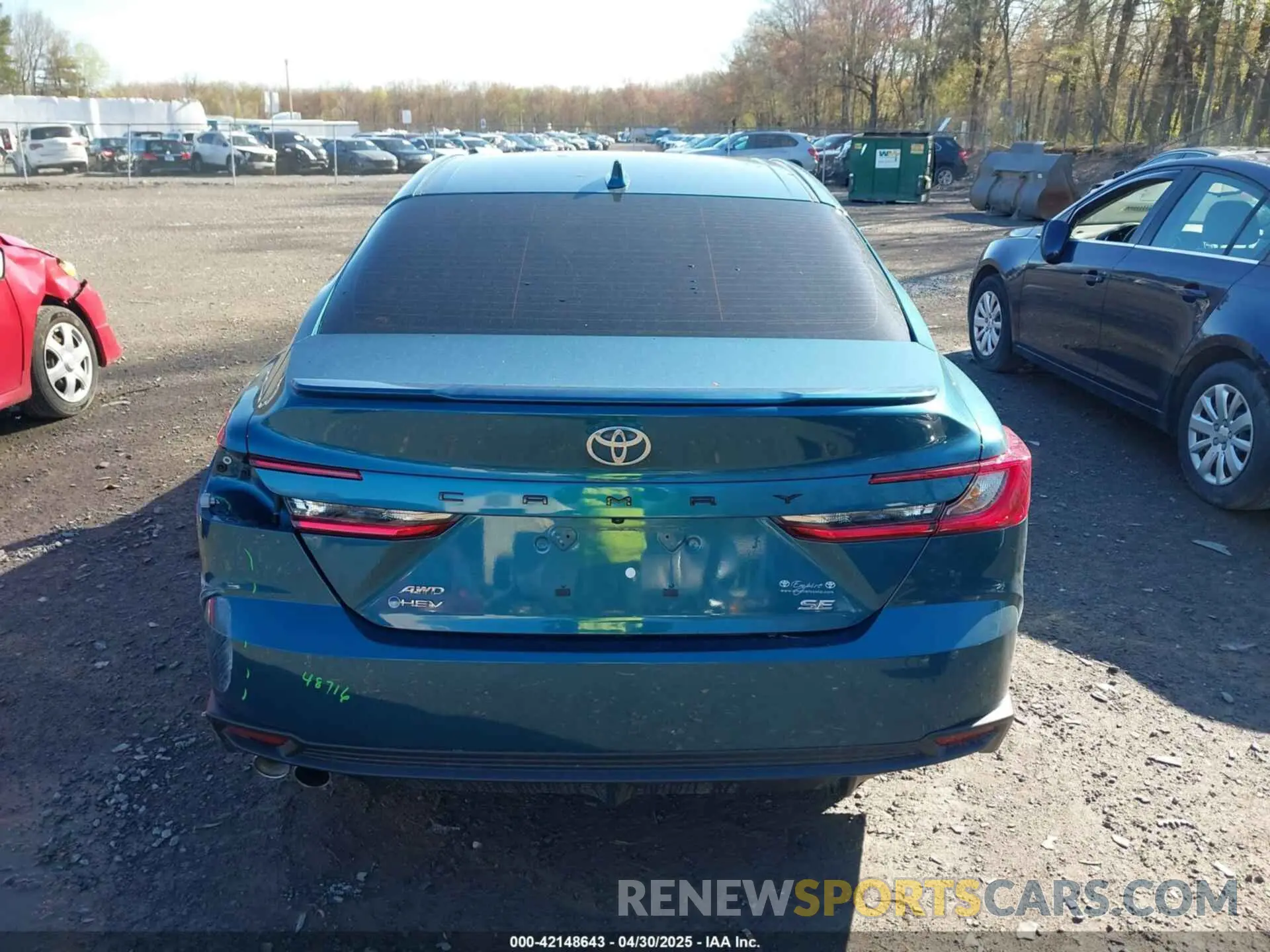 16 Фотография поврежденного автомобиля 4T1DBADK9SU007596 TOYOTA CAMRY 2025
