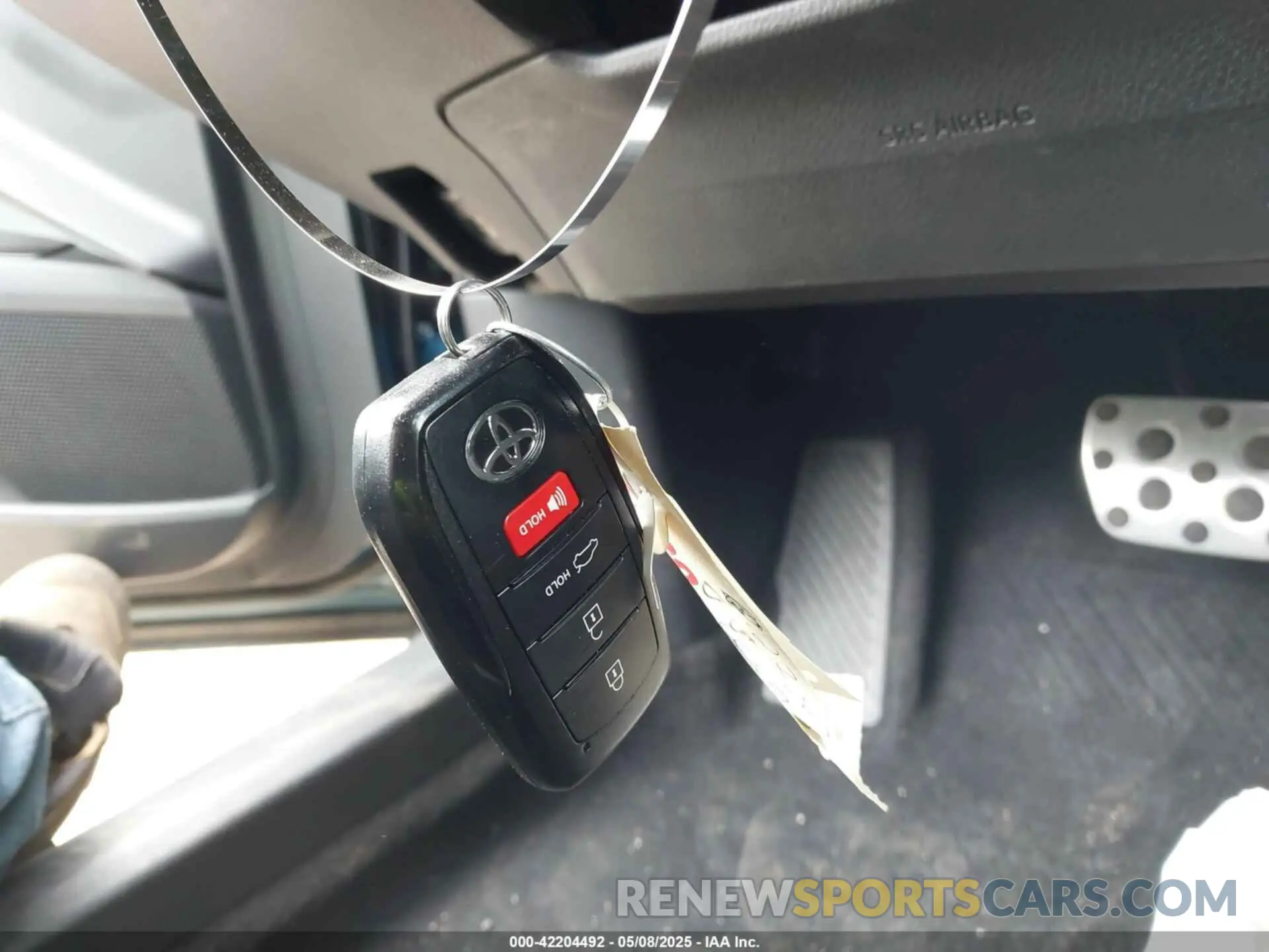 11 Photograph of a damaged car 4T1DBADK9SU019053 TOYOTA CAMRY 2025