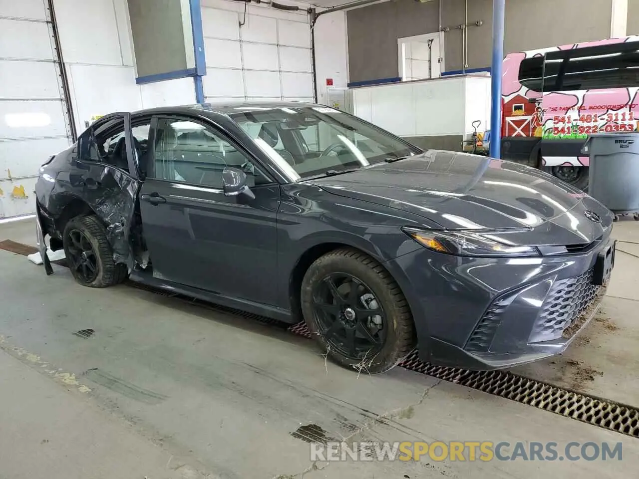 4 Photograph of a damaged car 4T1DBADK9SU512313 TOYOTA CAMRY 2025