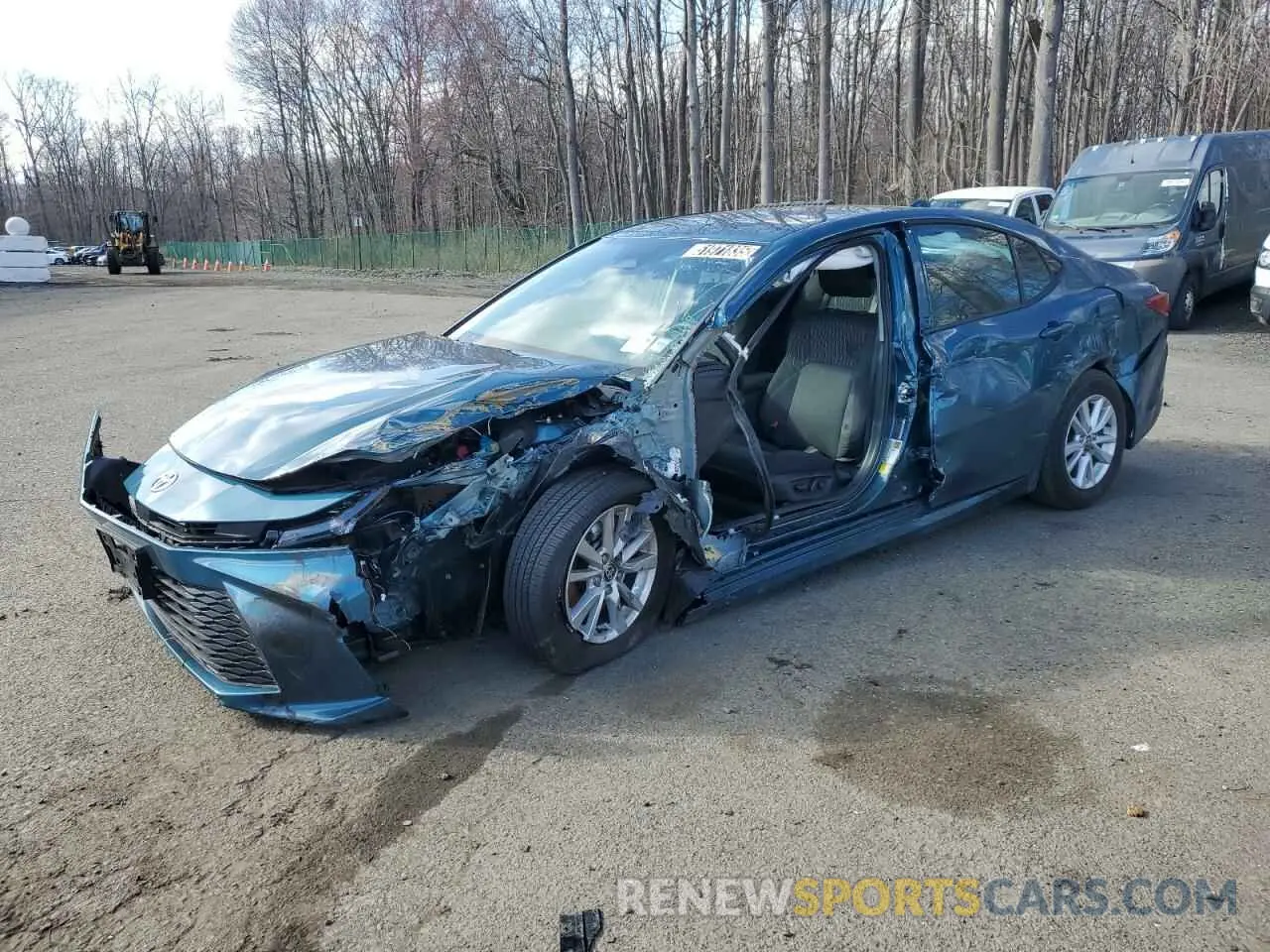 1 Фотография поврежденного автомобиля 4T1DBADK9SU521321 TOYOTA CAMRY 2025