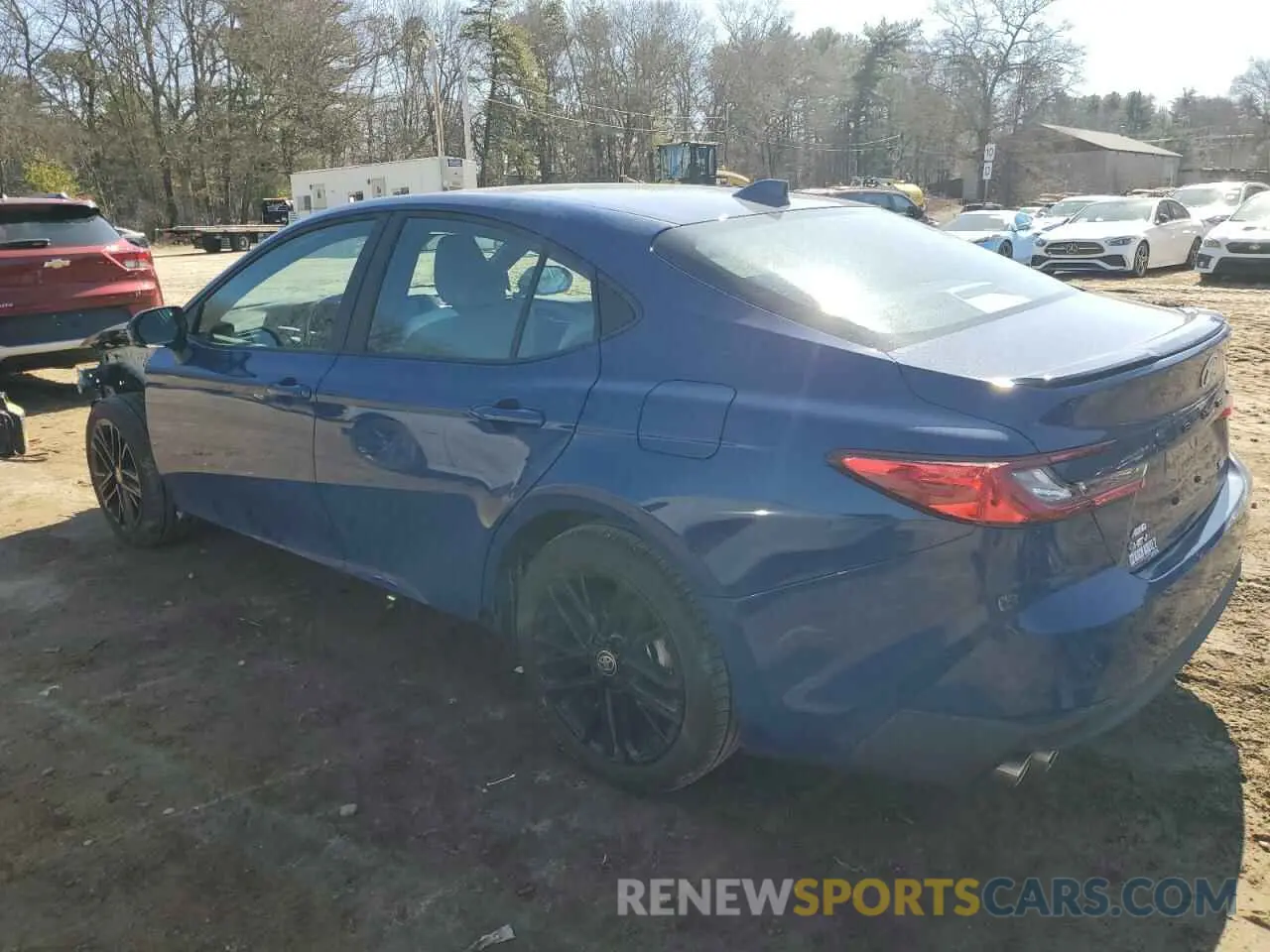 2 Фотография поврежденного автомобиля 4T1DBADKXSU018252 TOYOTA CAMRY 2025