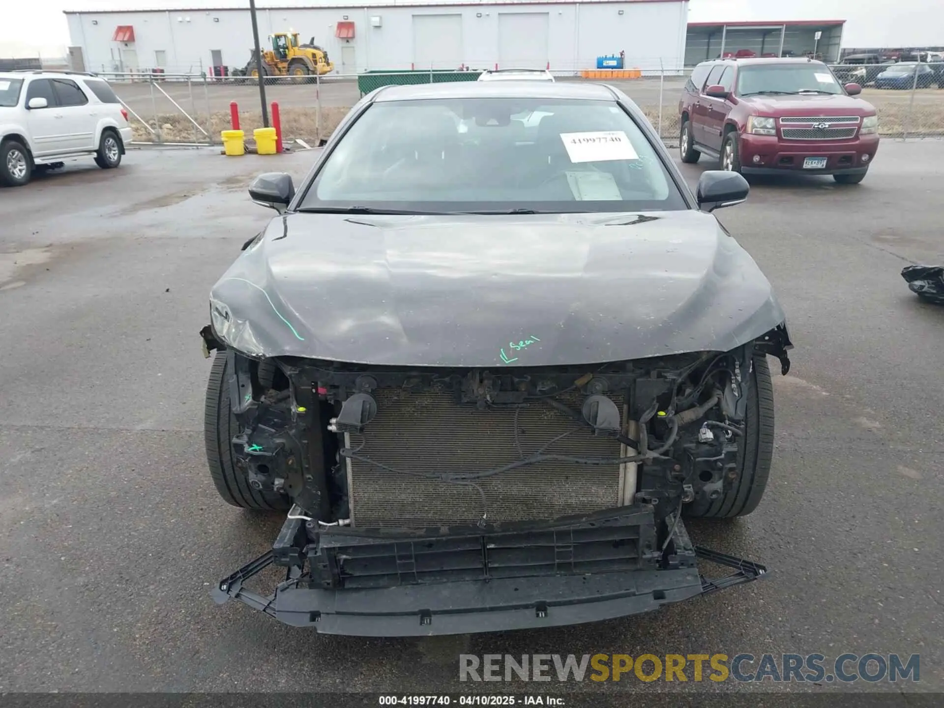 13 Фотография поврежденного автомобиля 4T1B21HK0KU013174 TOYOTA CAMRY HYBRID 2019
