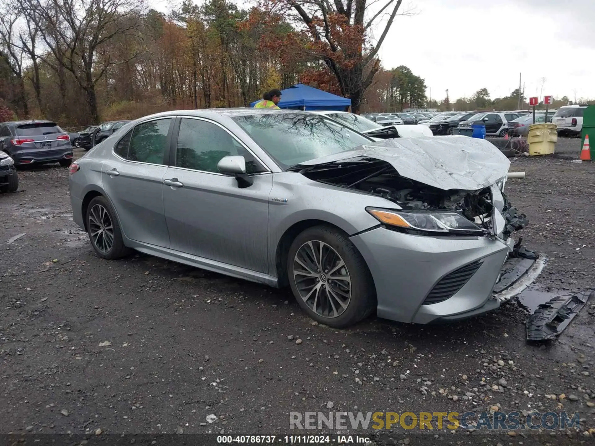 13 Photograph of a damaged car 4T1B21HK2KU516706 TOYOTA CAMRY HYBRID 2019