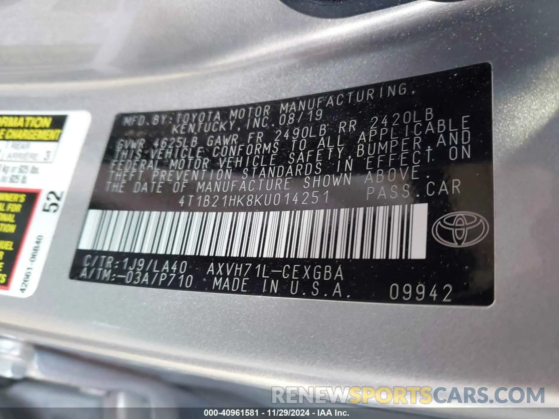 9 Photograph of a damaged car 4T1B21HK8KU014251 TOYOTA CAMRY HYBRID 2019
