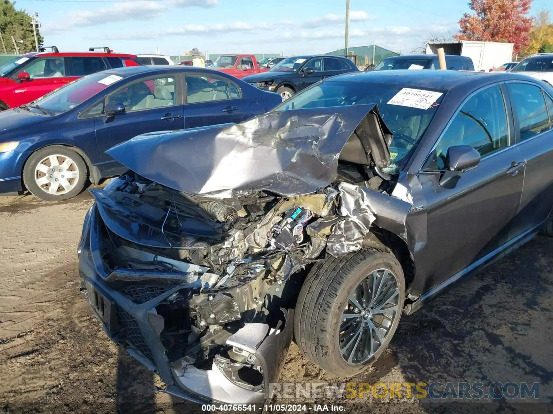6 Фотография поврежденного автомобиля 4T1B21HK8KU014489 TOYOTA CAMRY HYBRID 2019