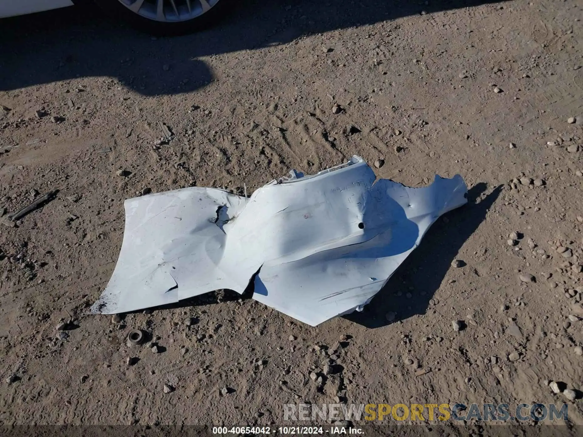 11 Фотография поврежденного автомобиля 4T1B21HK8KU511025 TOYOTA CAMRY HYBRID 2019