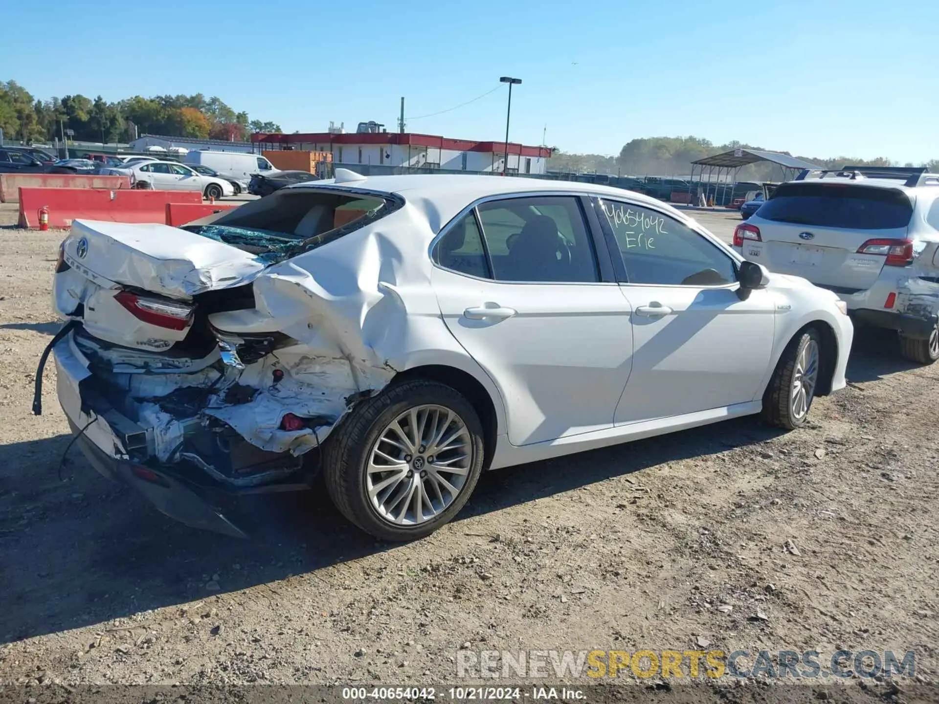 4 Фотография поврежденного автомобиля 4T1B21HK8KU511025 TOYOTA CAMRY HYBRID 2019
