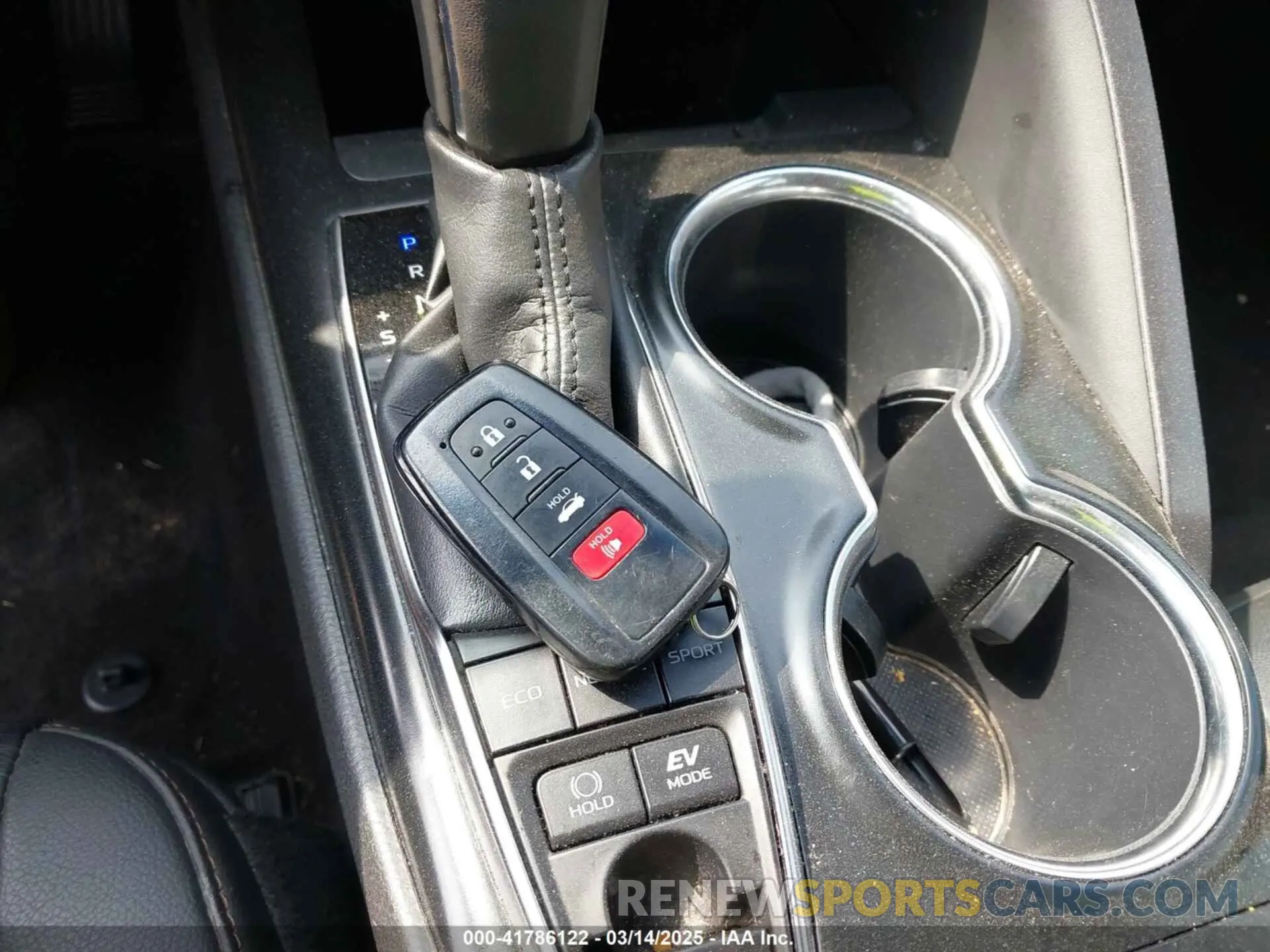 11 Фотография поврежденного автомобиля 4T1B21HK9KU514354 TOYOTA CAMRY HYBRID 2019