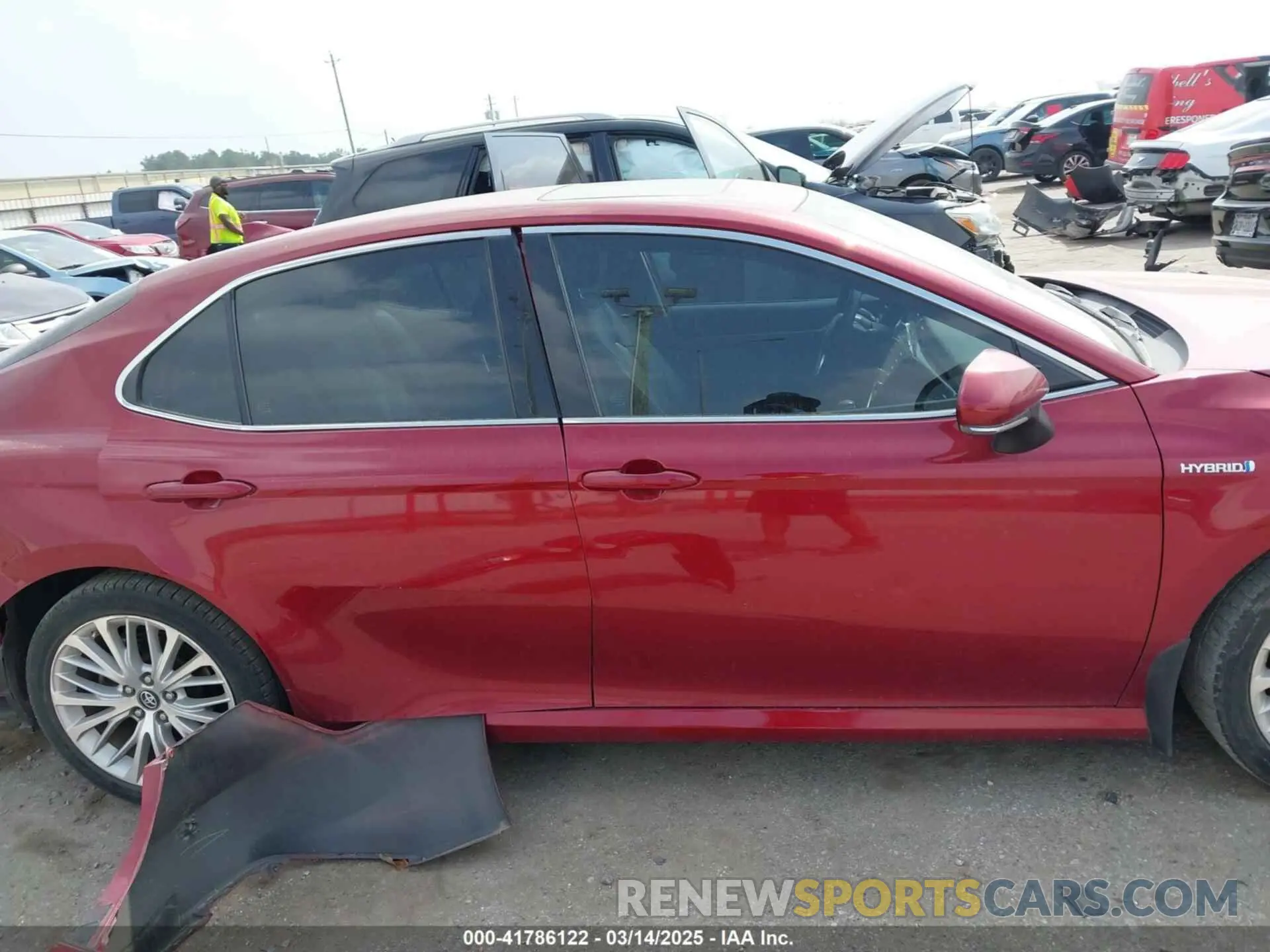 14 Фотография поврежденного автомобиля 4T1B21HK9KU514354 TOYOTA CAMRY HYBRID 2019