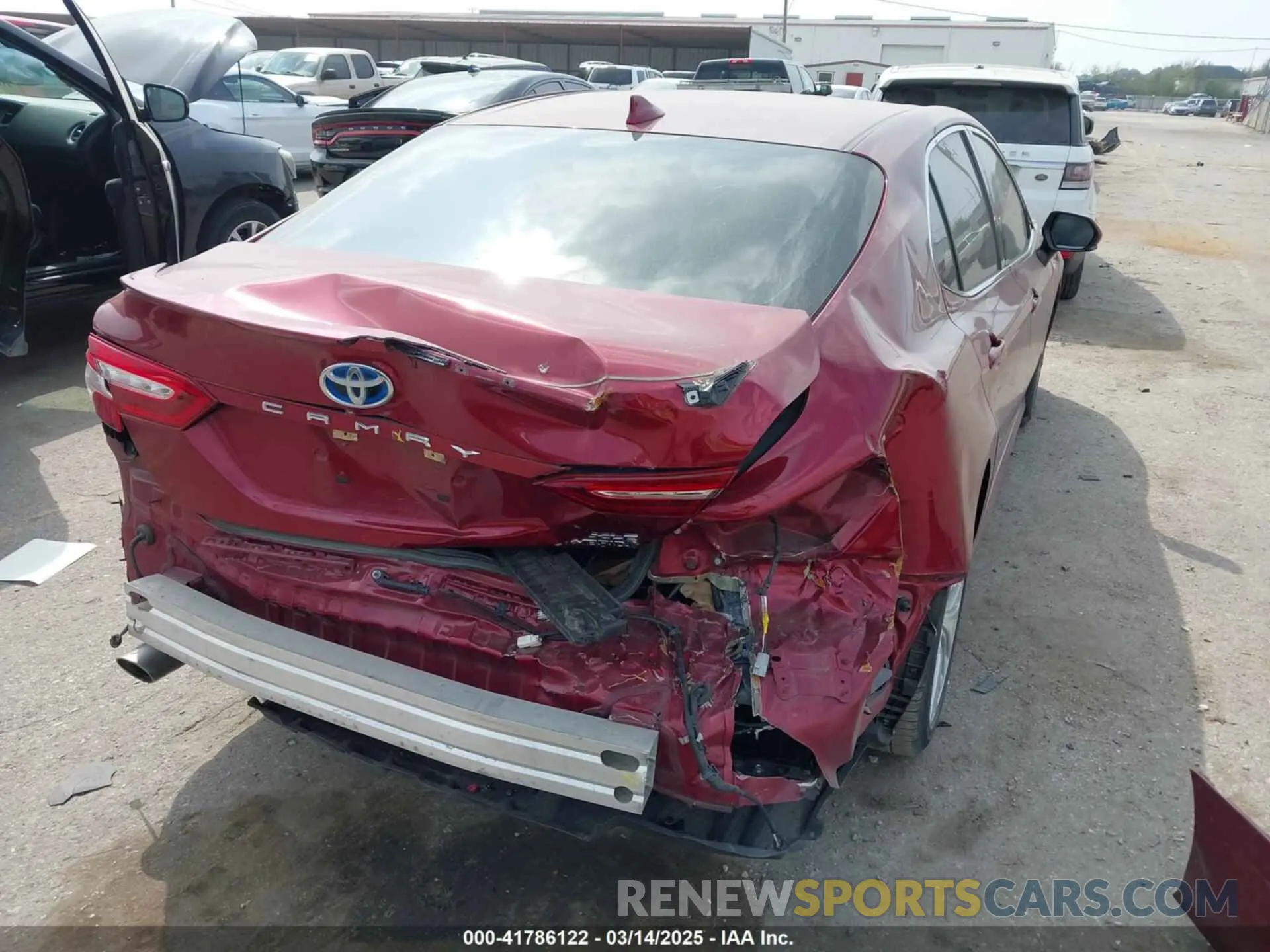 6 Фотография поврежденного автомобиля 4T1B21HK9KU514354 TOYOTA CAMRY HYBRID 2019