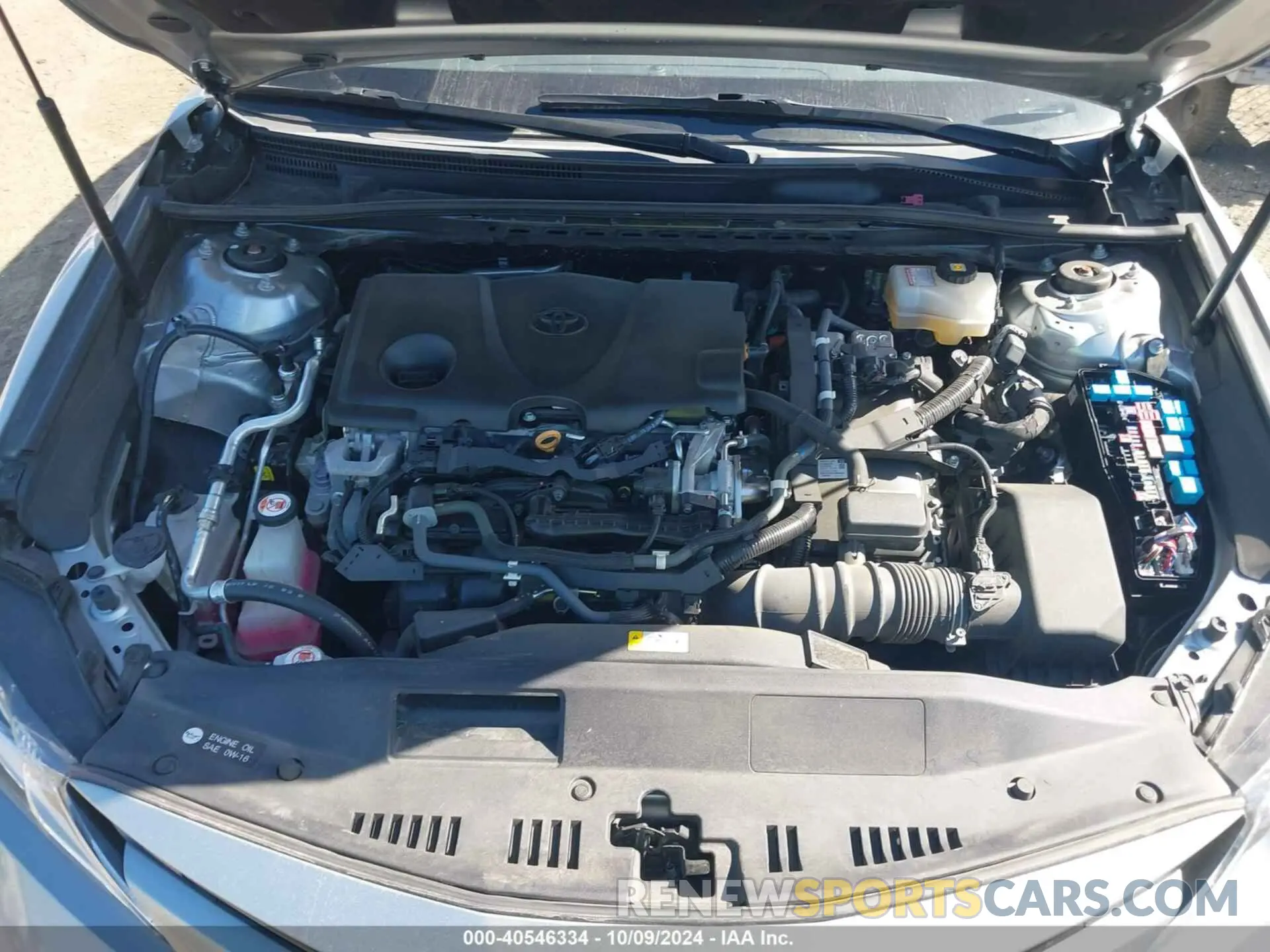 10 Photograph of a damaged car 4T1B31HK0KU514076 TOYOTA CAMRY HYBRID 2019