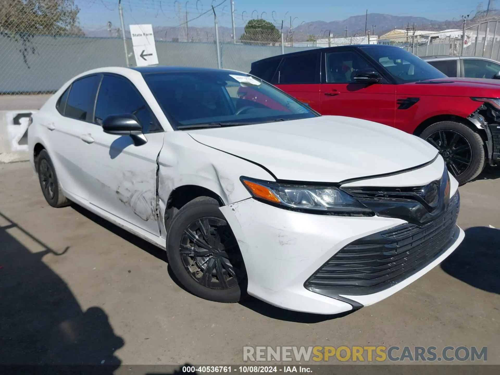1 Photograph of a damaged car 4T1B31HK1KU510408 TOYOTA CAMRY HYBRID 2019