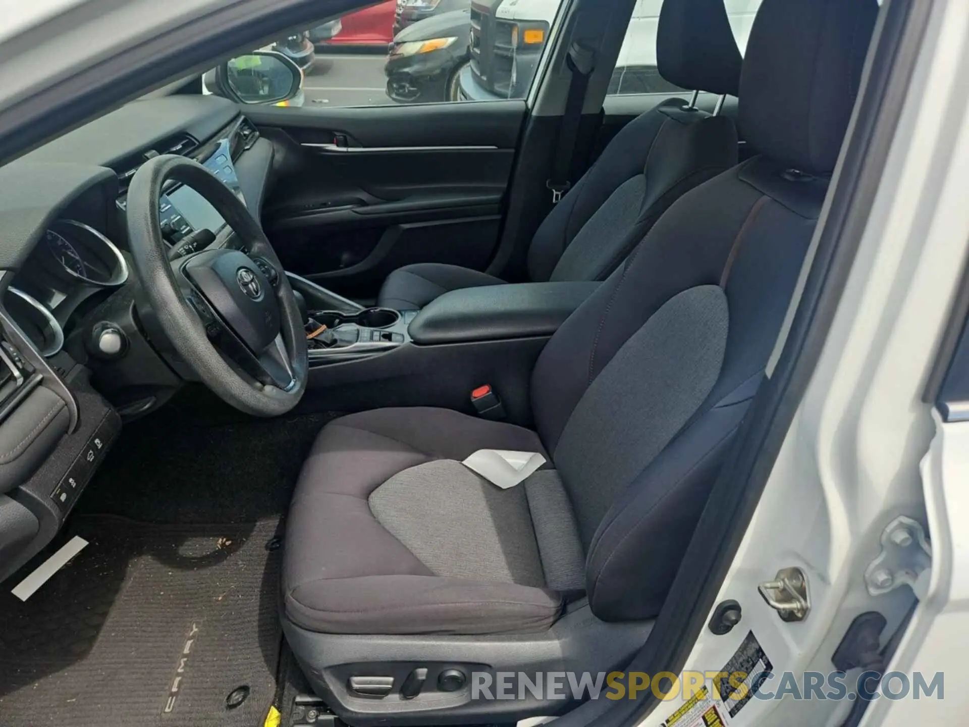 17 Фотография поврежденного автомобиля 4T1B31HK5KU512856 TOYOTA CAMRY HYBRID 2019