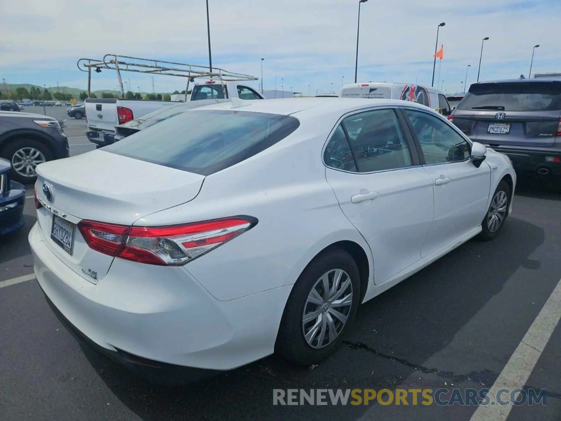 38 Фотография поврежденного автомобиля 4T1B31HK5KU512856 TOYOTA CAMRY HYBRID 2019