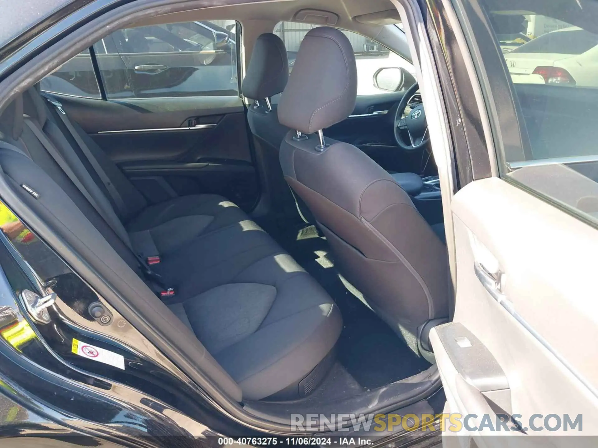 8 Фотография поврежденного автомобиля 4T1B31HK7KU007319 TOYOTA CAMRY HYBRID 2019