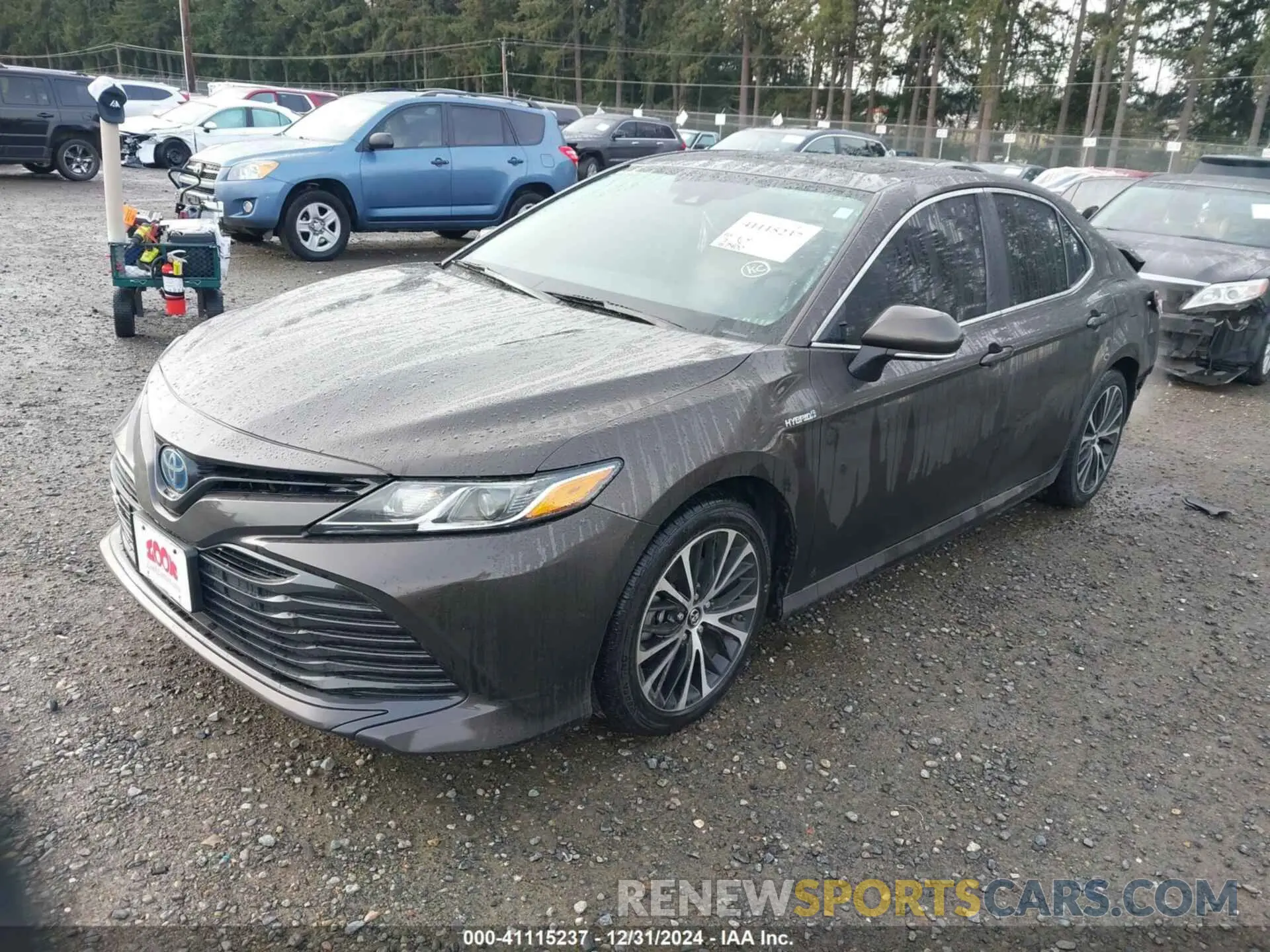 2 Photograph of a damaged car 4T1B31HK7KU510199 TOYOTA CAMRY HYBRID 2019