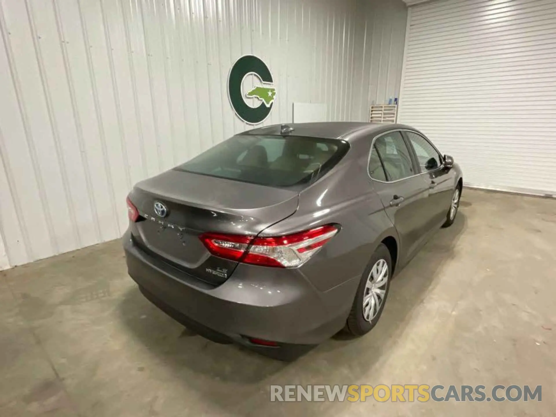 3 Photograph of a damaged car 4T1B31HK7KU514074 TOYOTA CAMRY HYBRID 2019