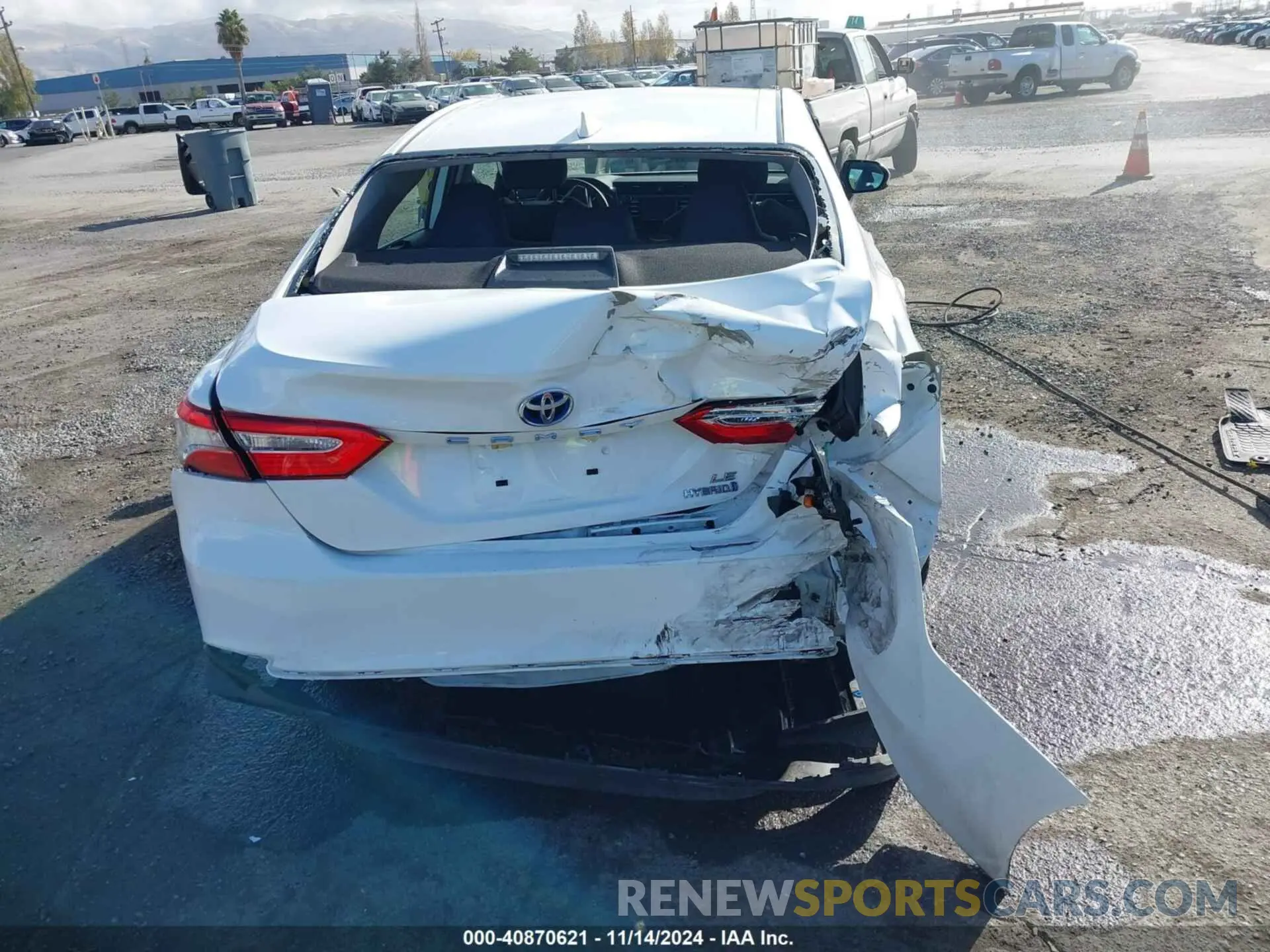 15 Photograph of a damaged car 4T1B31HK7KU516231 TOYOTA CAMRY HYBRID 2019